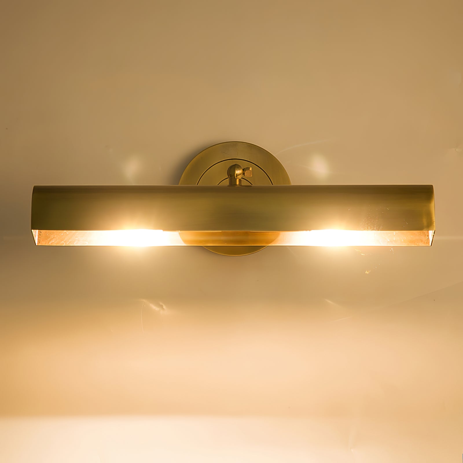 Swanson Wall Lamp - Lumpaz