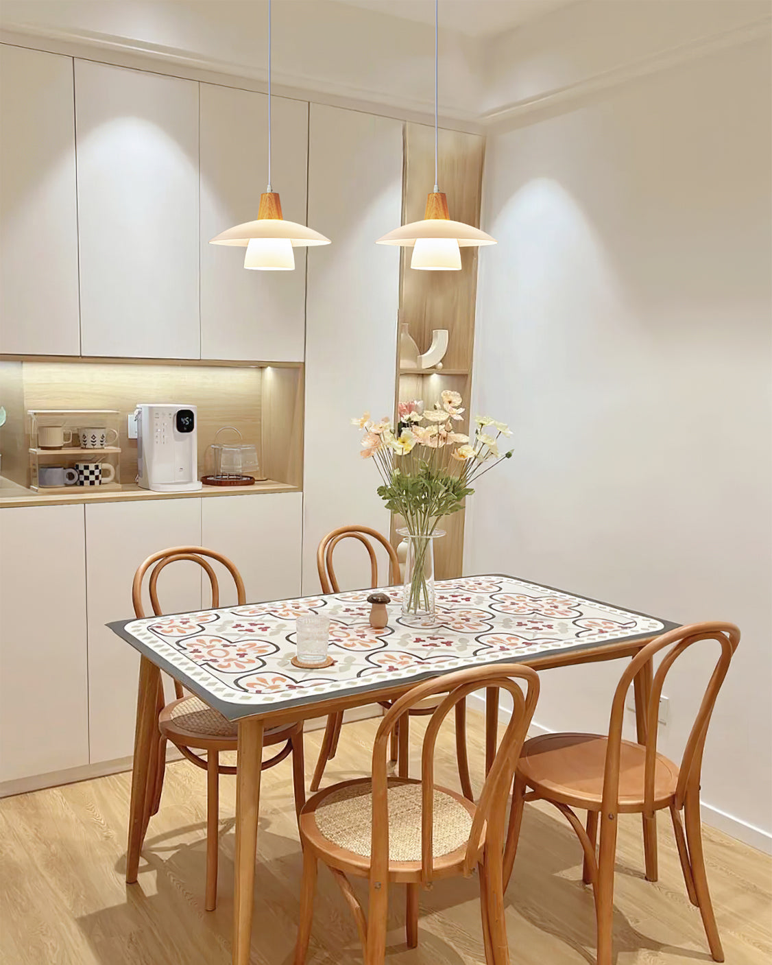 Justice Pendant Light - Lumpaz