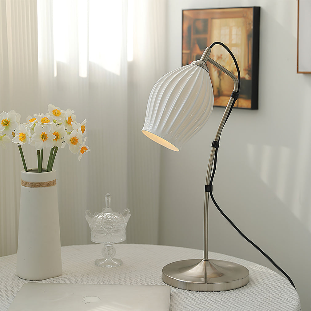 Ceramic Ribbed Table Lamp - Lumpaz