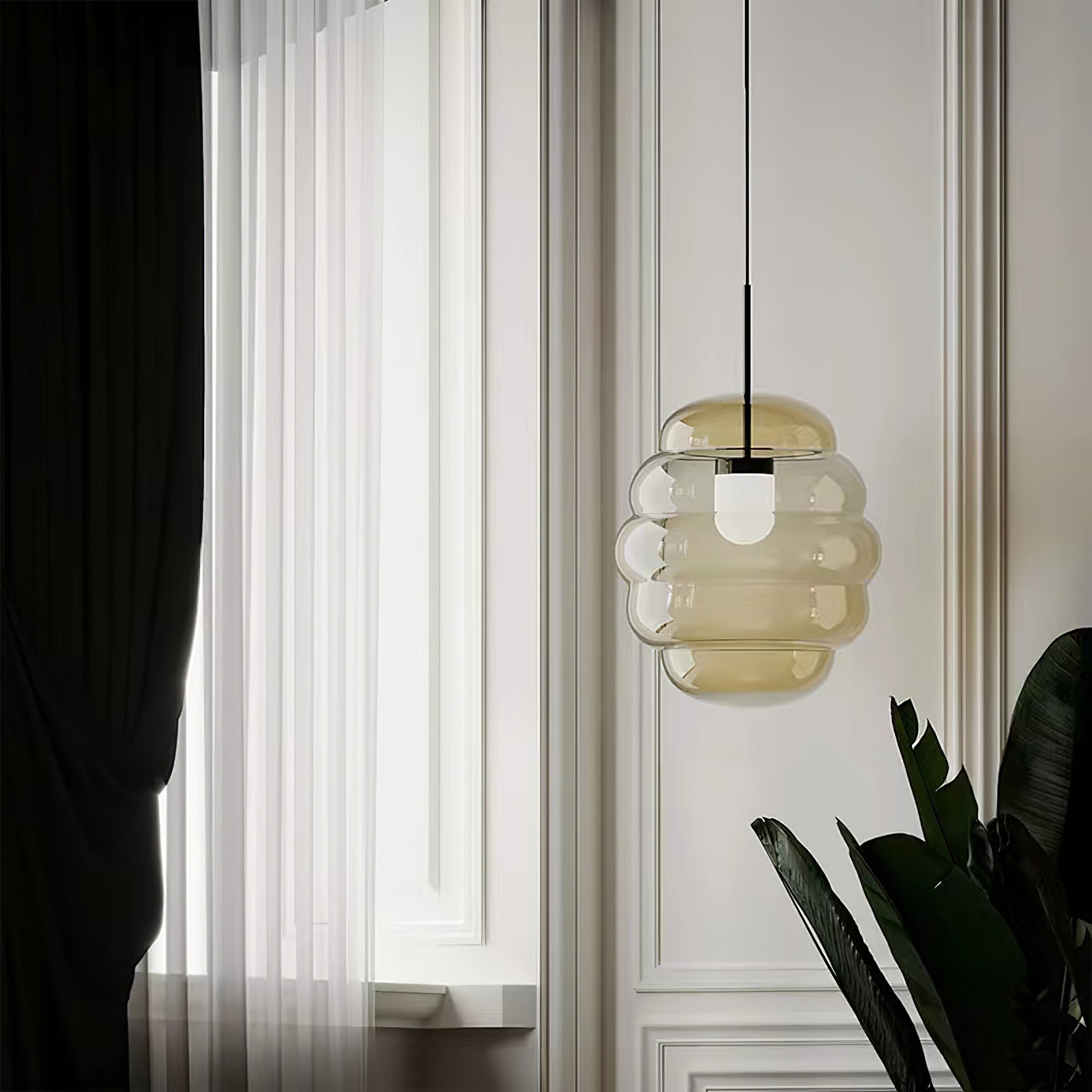 Blimp Pendant Lamp - Lumpaz