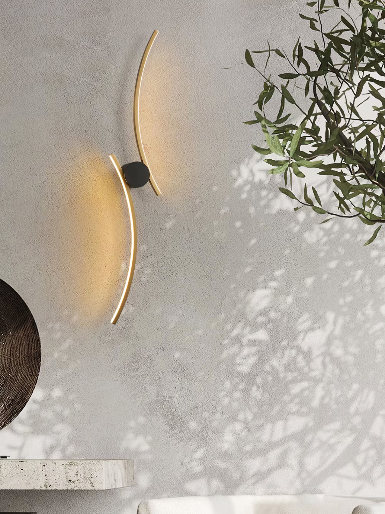 Curved Wall Lamp - Lumpaz