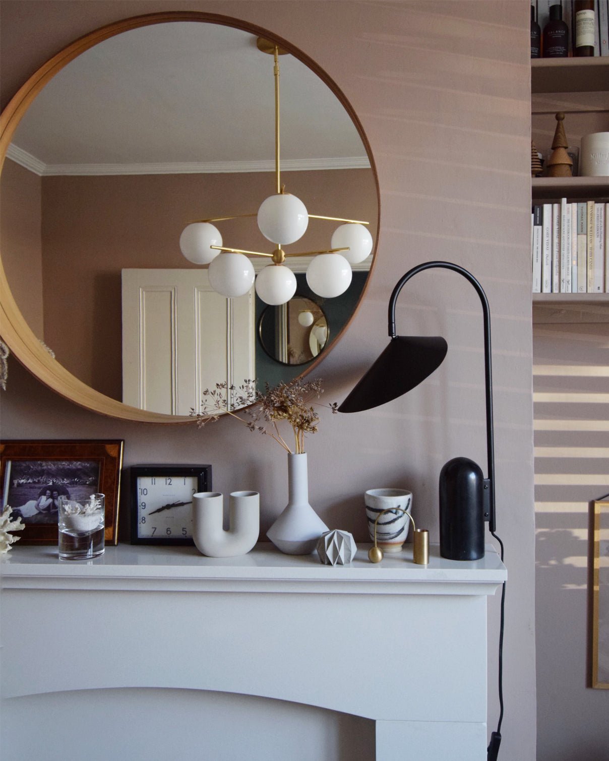 Arum Table Lamp - Lumpaz
