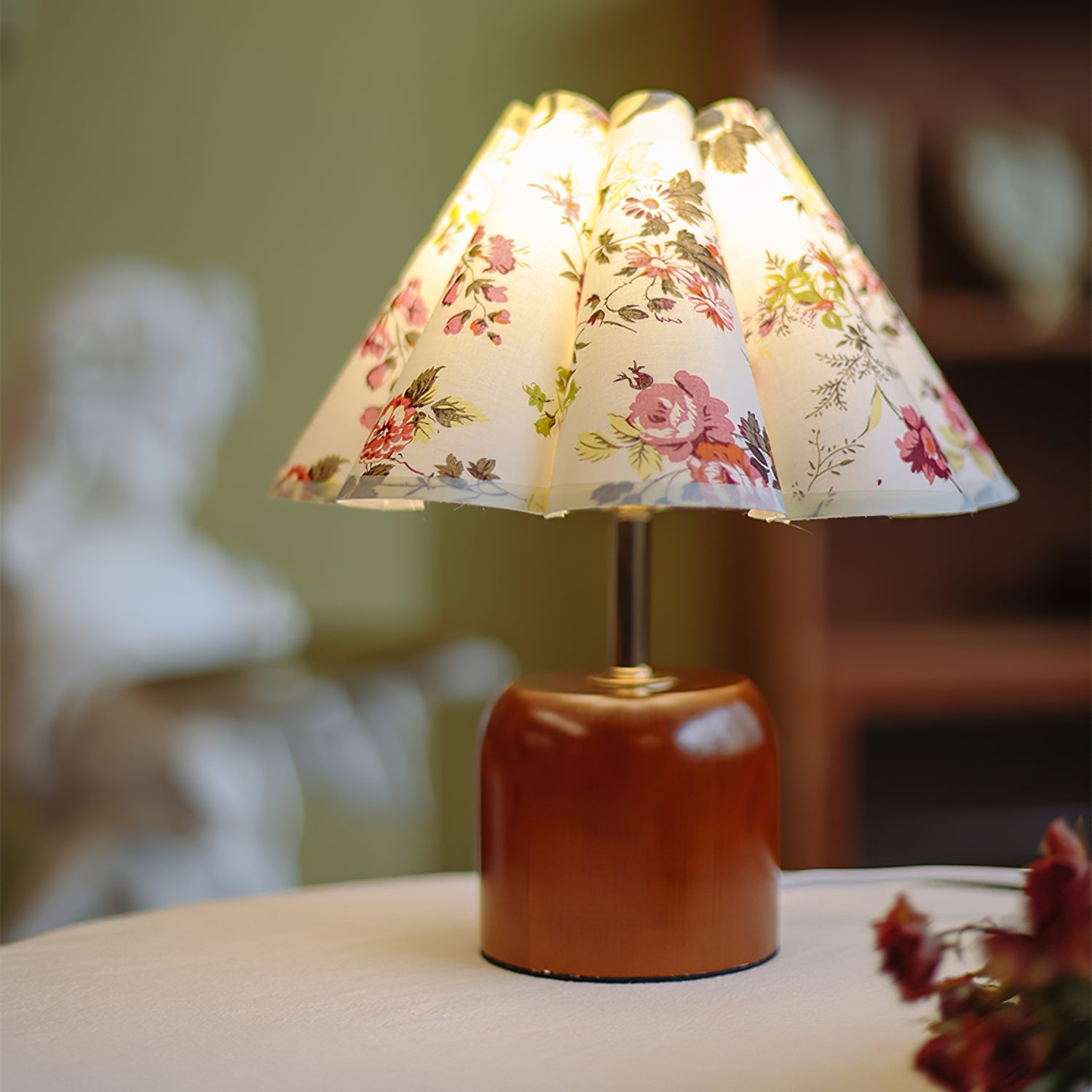 Rosa Vintage Table Lamp - Lumpaz