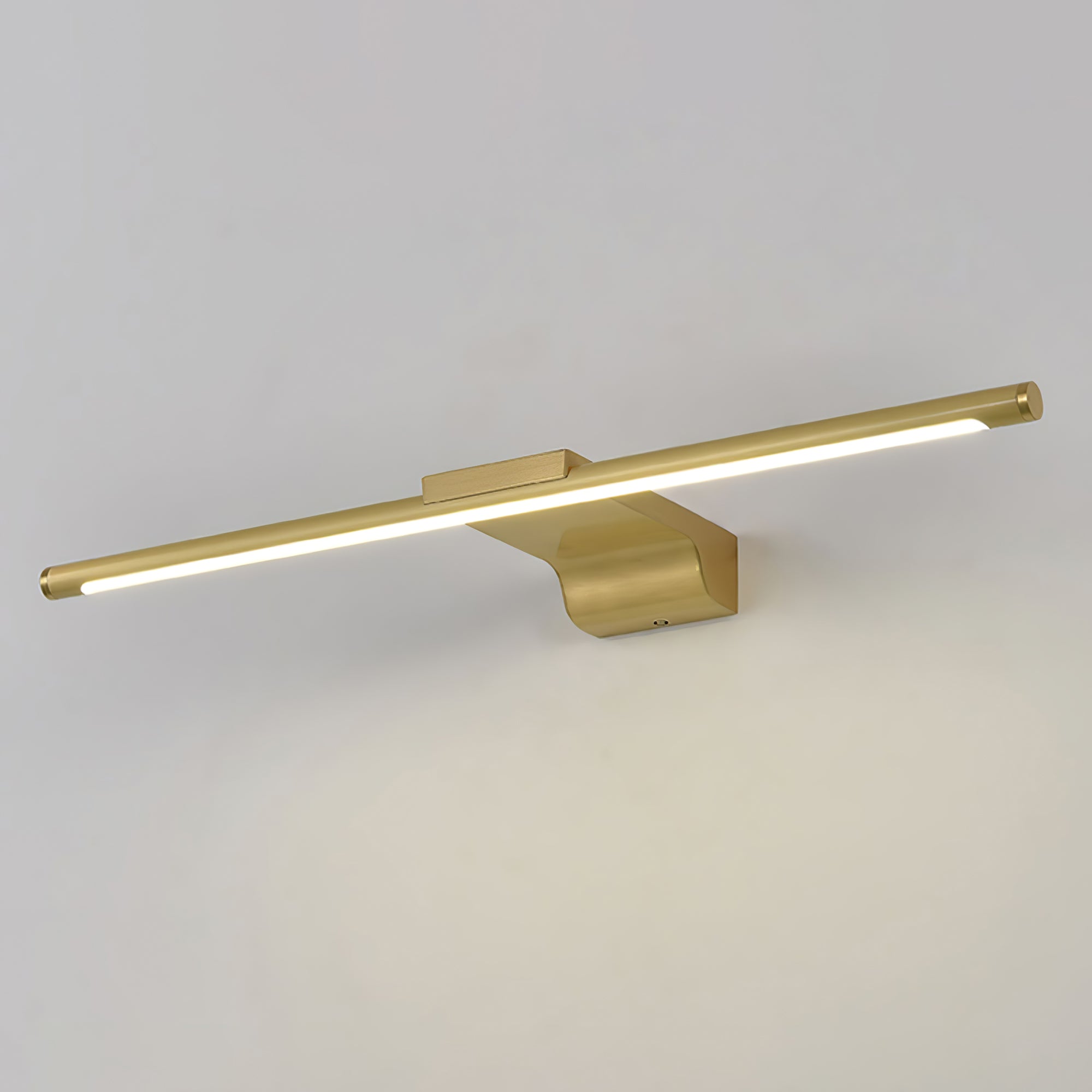 Metallic Streamlined Wall Lamp - Lumpaz
