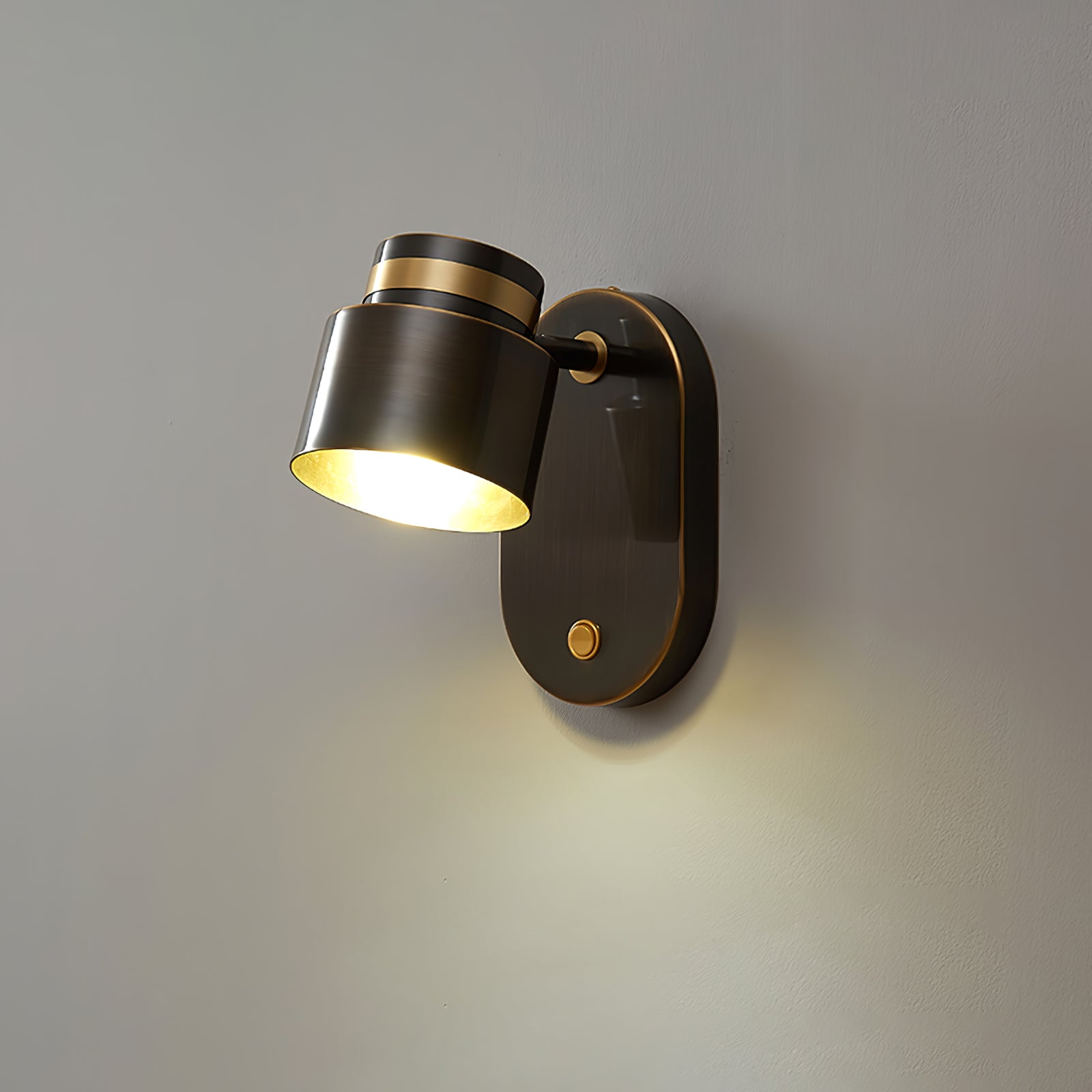 Brass Cylinder Wall Lamp - Lumpaz
