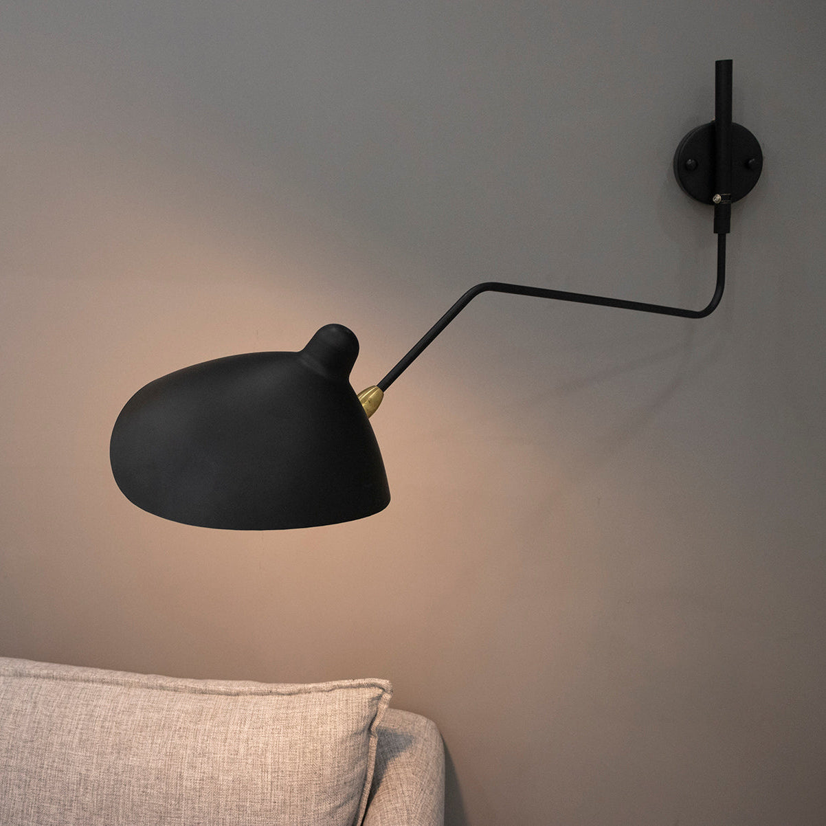 Serge Mouille Wall Lamp - Lumpaz