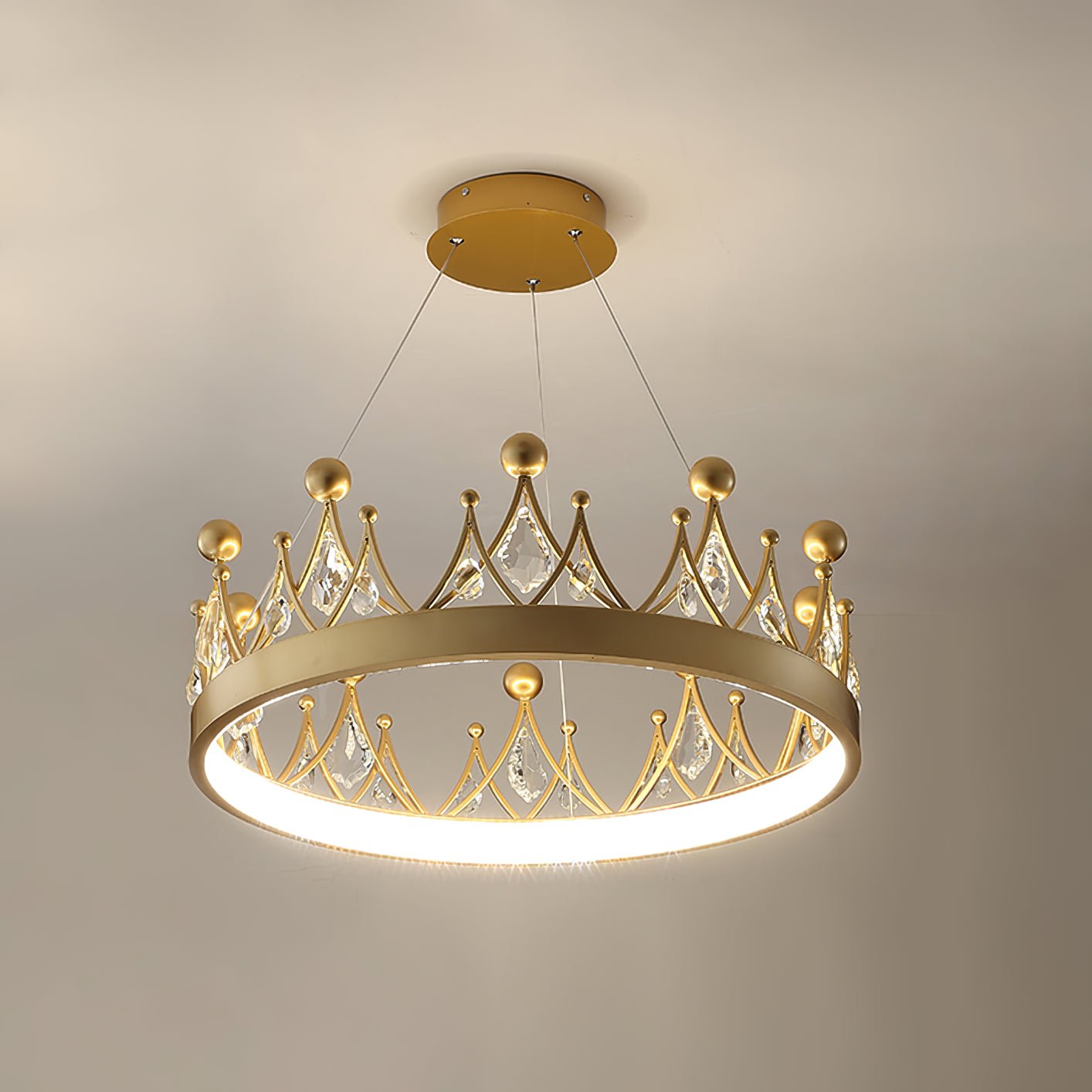 Crown Chandelier - Lumpaz