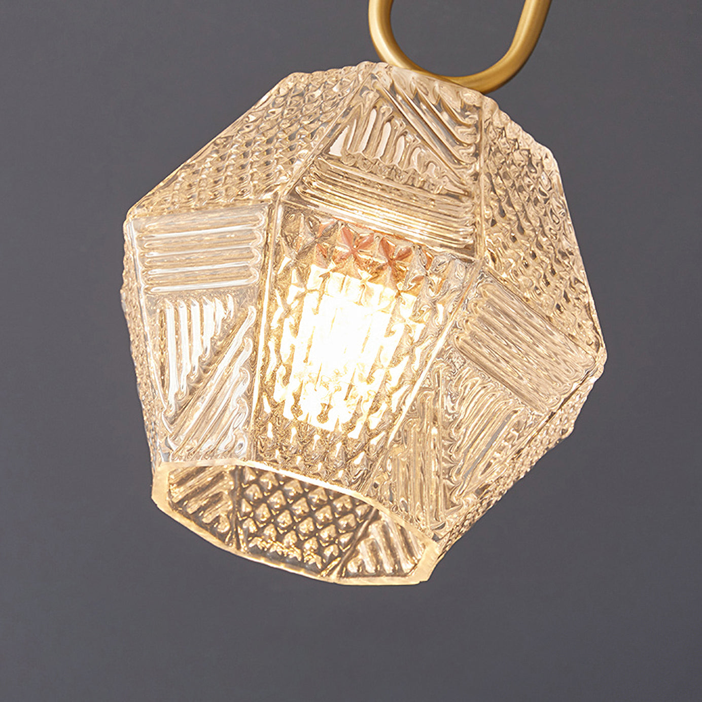Diamond Cut Art Deco Ceiling Light - Lumpaz