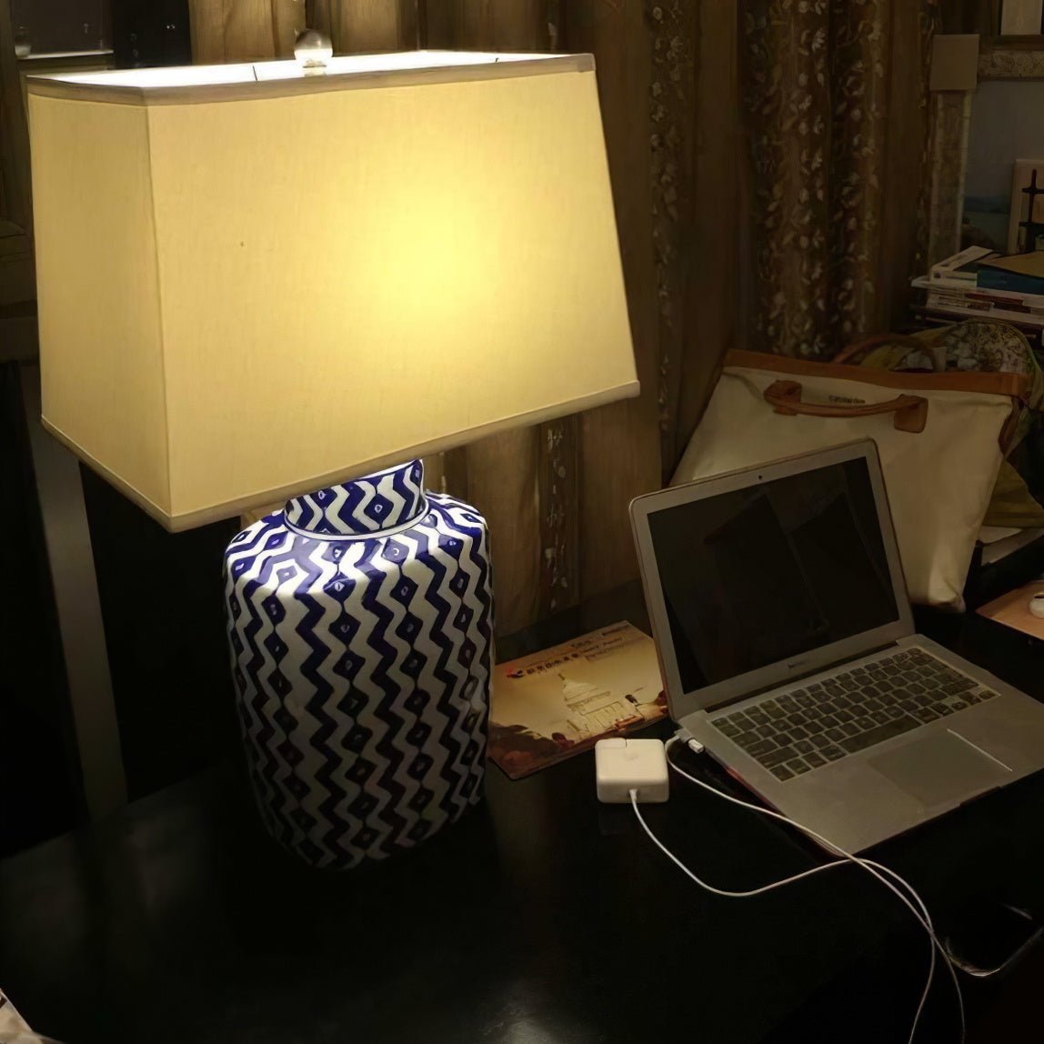 Beryl Table Lamp - Lumpaz