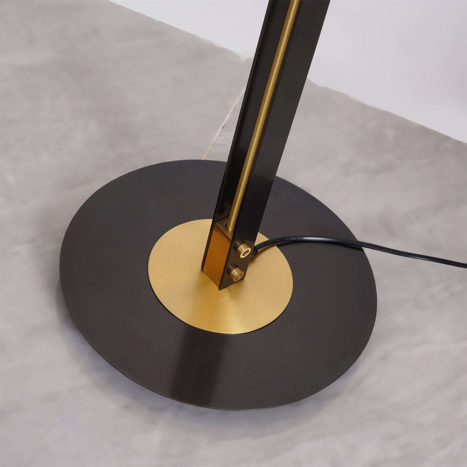 Planeta Floor Lamp - Lumpaz