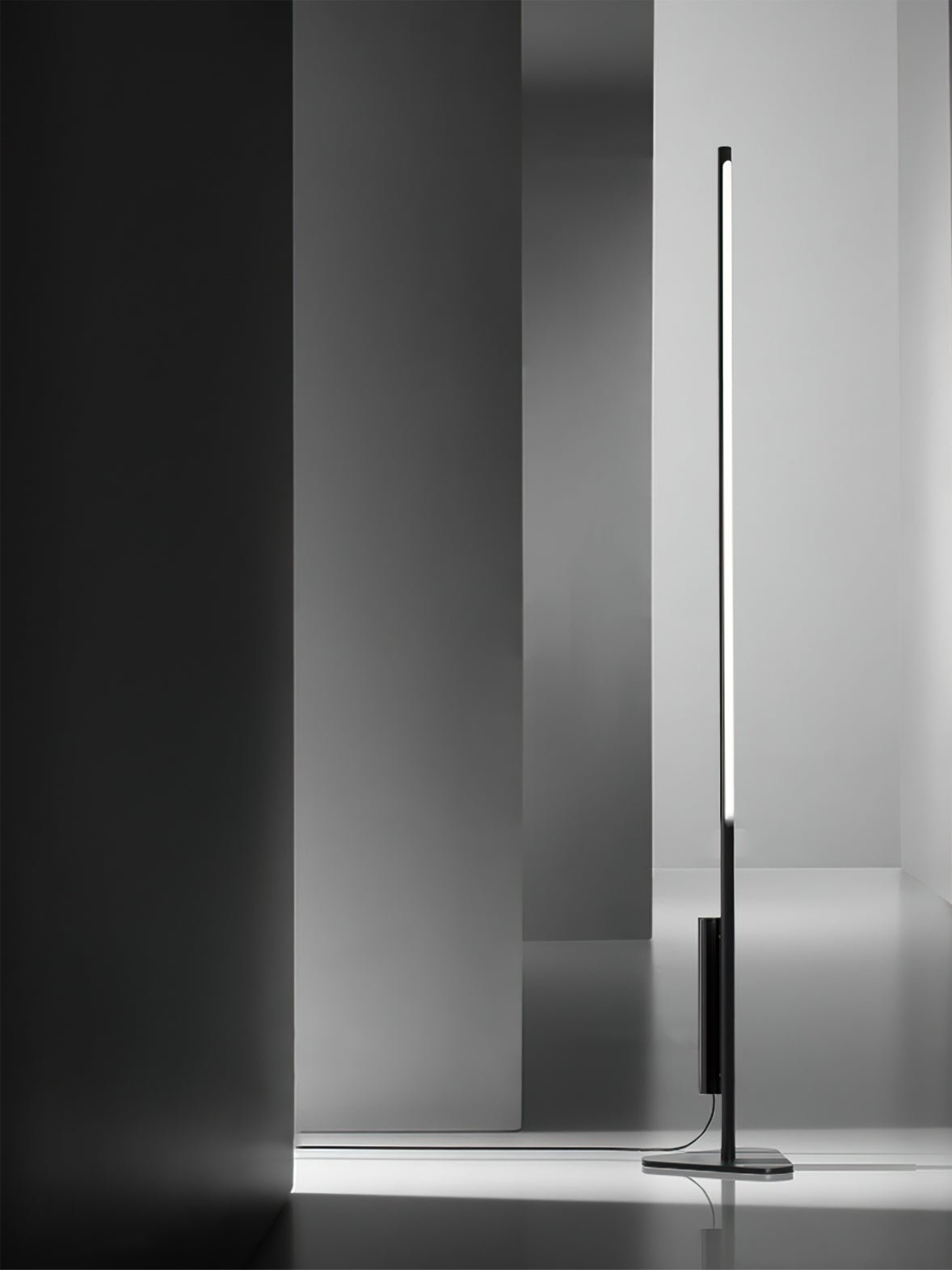 Colibri Floor Lamp - Lumpaz