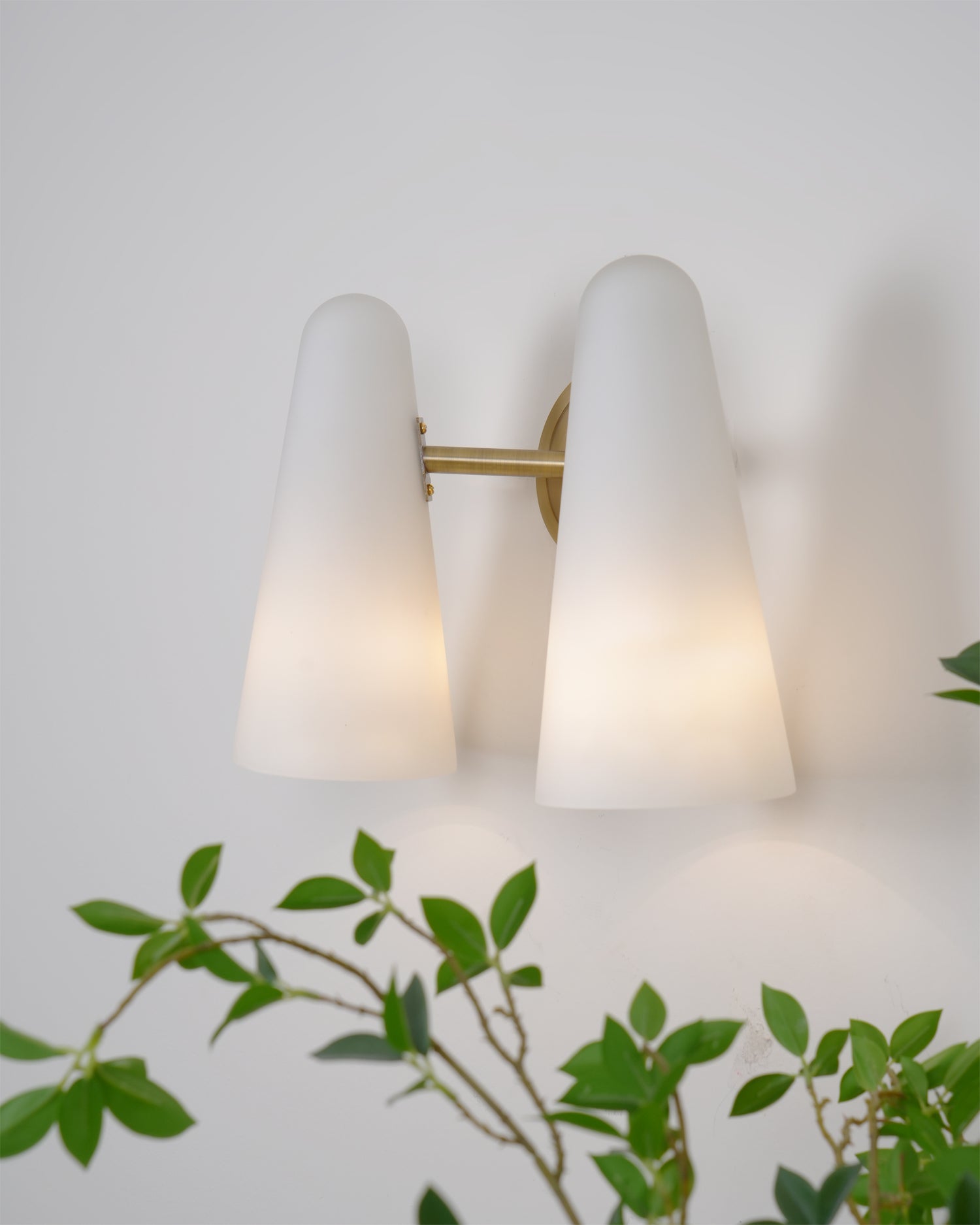 Montfaucon Wall Lamp - Lumpaz