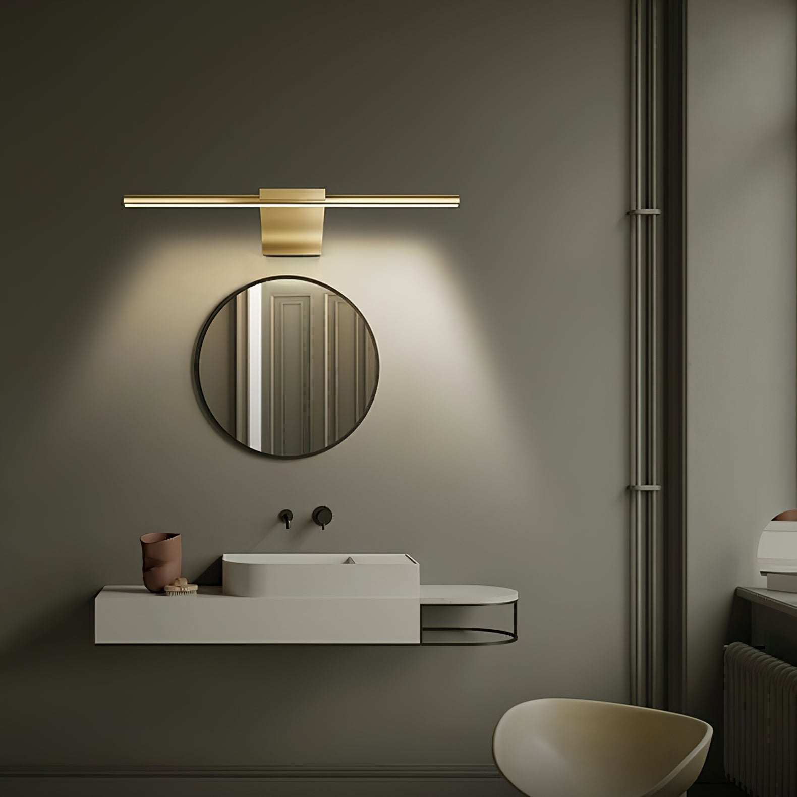 Metallic Streamlined Wall Lamp - Lumpaz