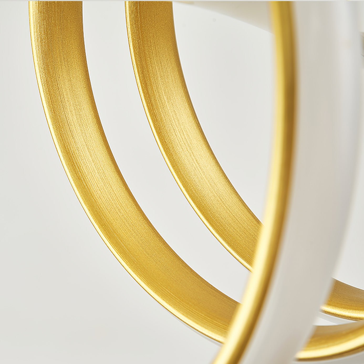 Ribbon Chandelier - Lumpaz