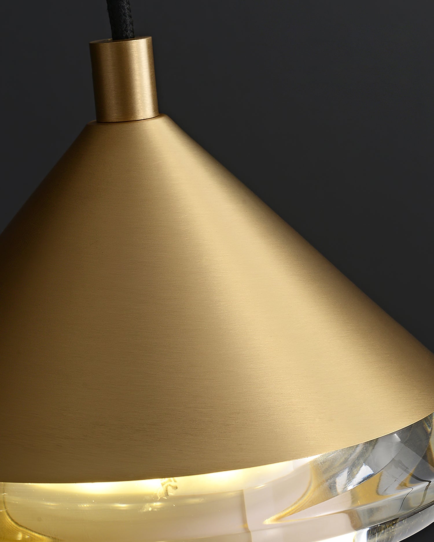 Shear Pendant Light - Lumpaz