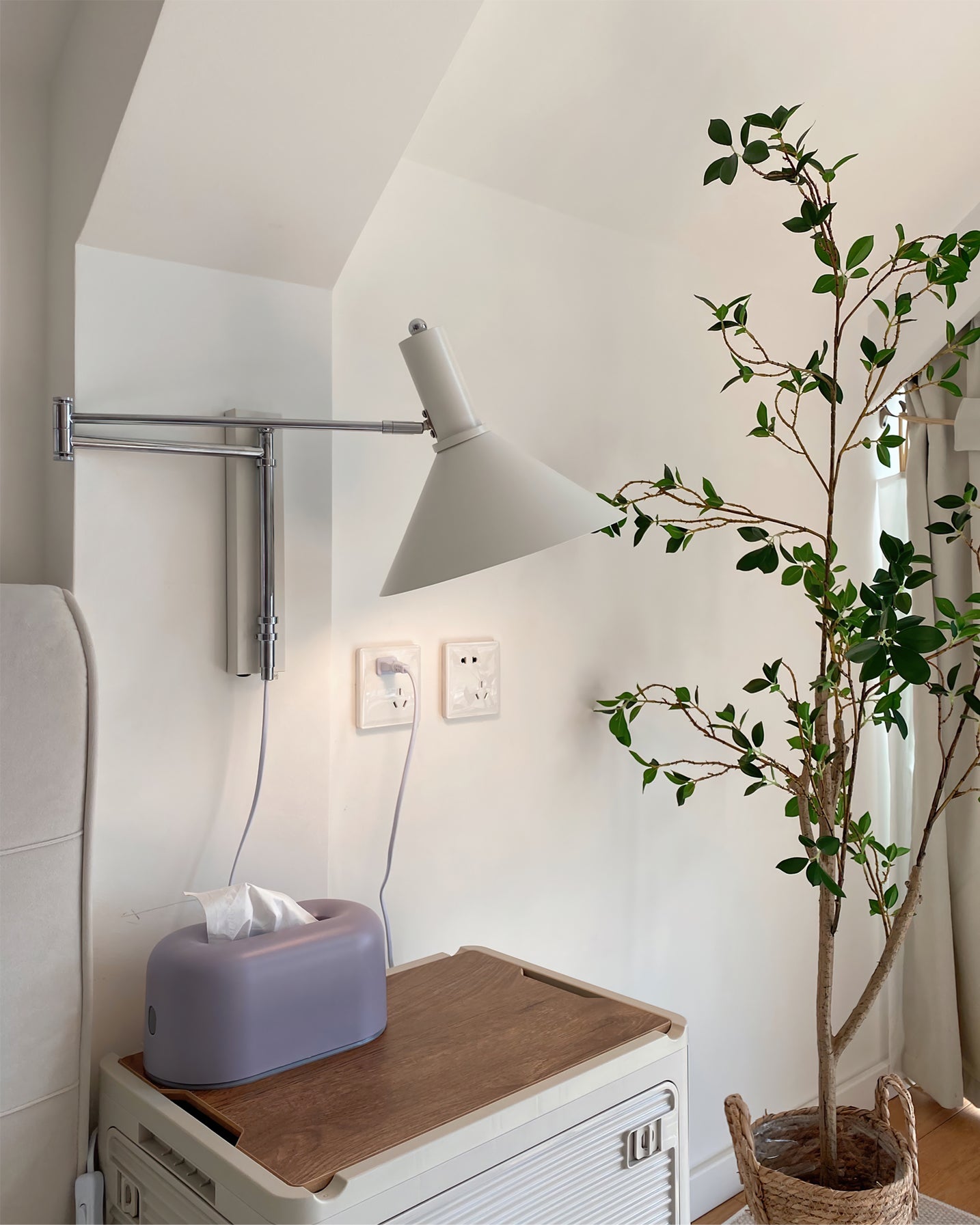 Anvia Plug In Wall Lamp - Lumpaz