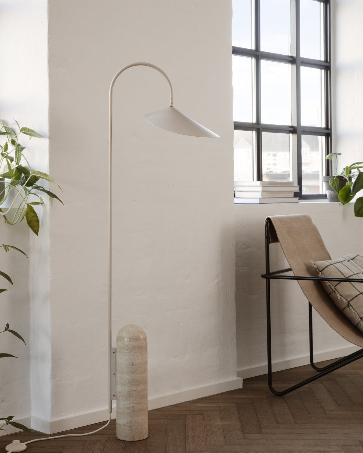 Arum Floor Lamp - Lumpaz