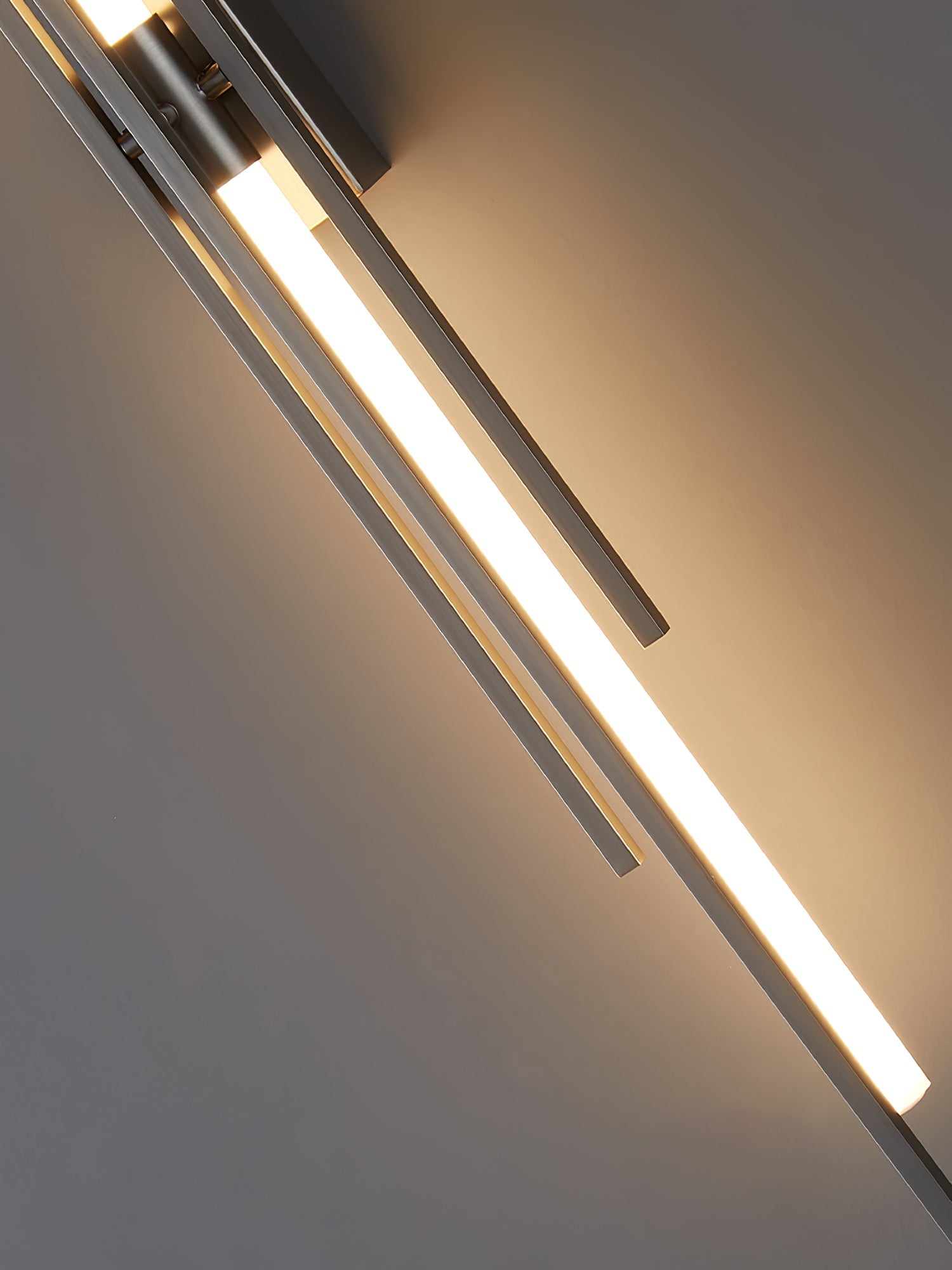 Brass Line Wall Lamp - Lumpaz