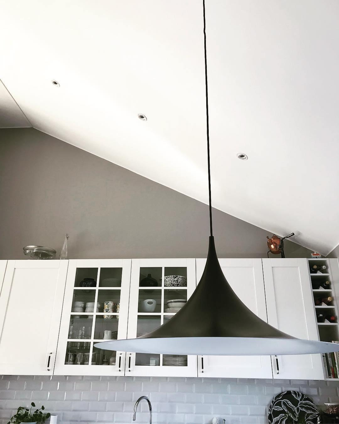 Semi Pendant Light - Lumpaz