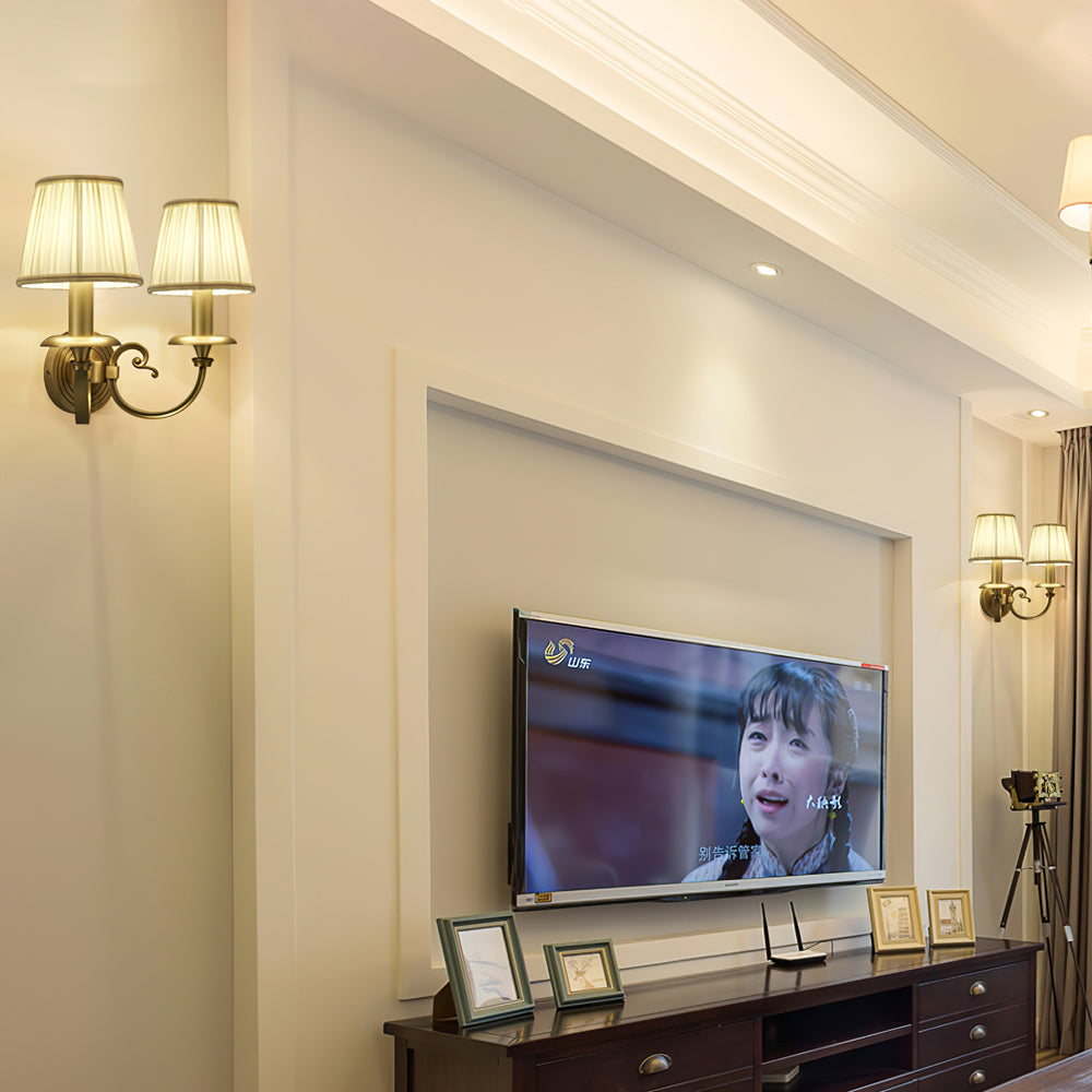 Pleated Brass Wall Lamp - Lumpaz