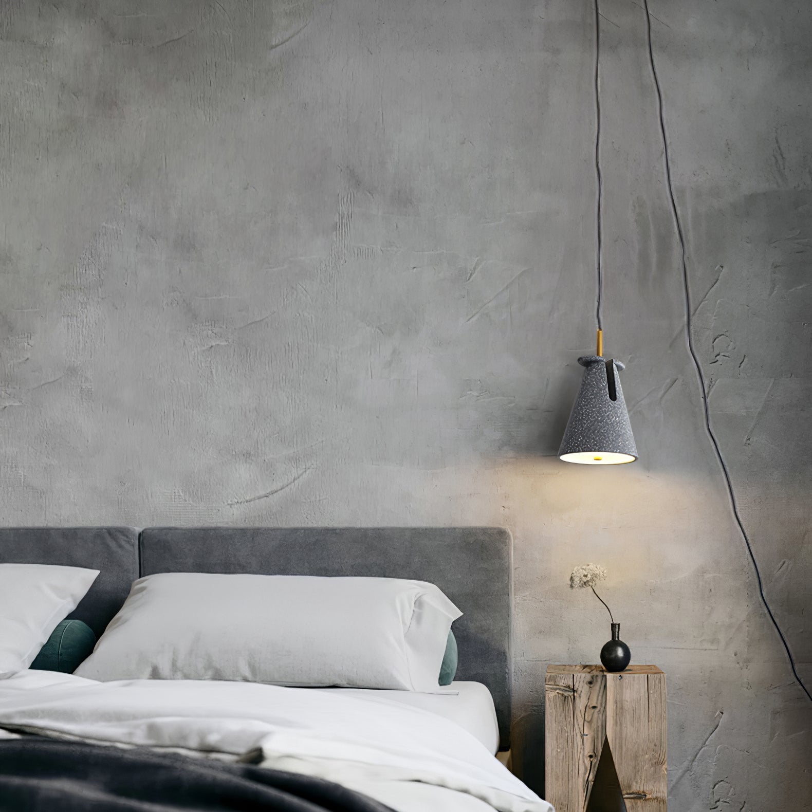 Kettle Resin Pendant Lamp - Lumpaz