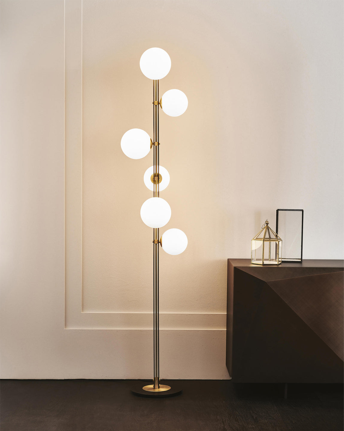 Planeta Floor Lamp - Lumpaz