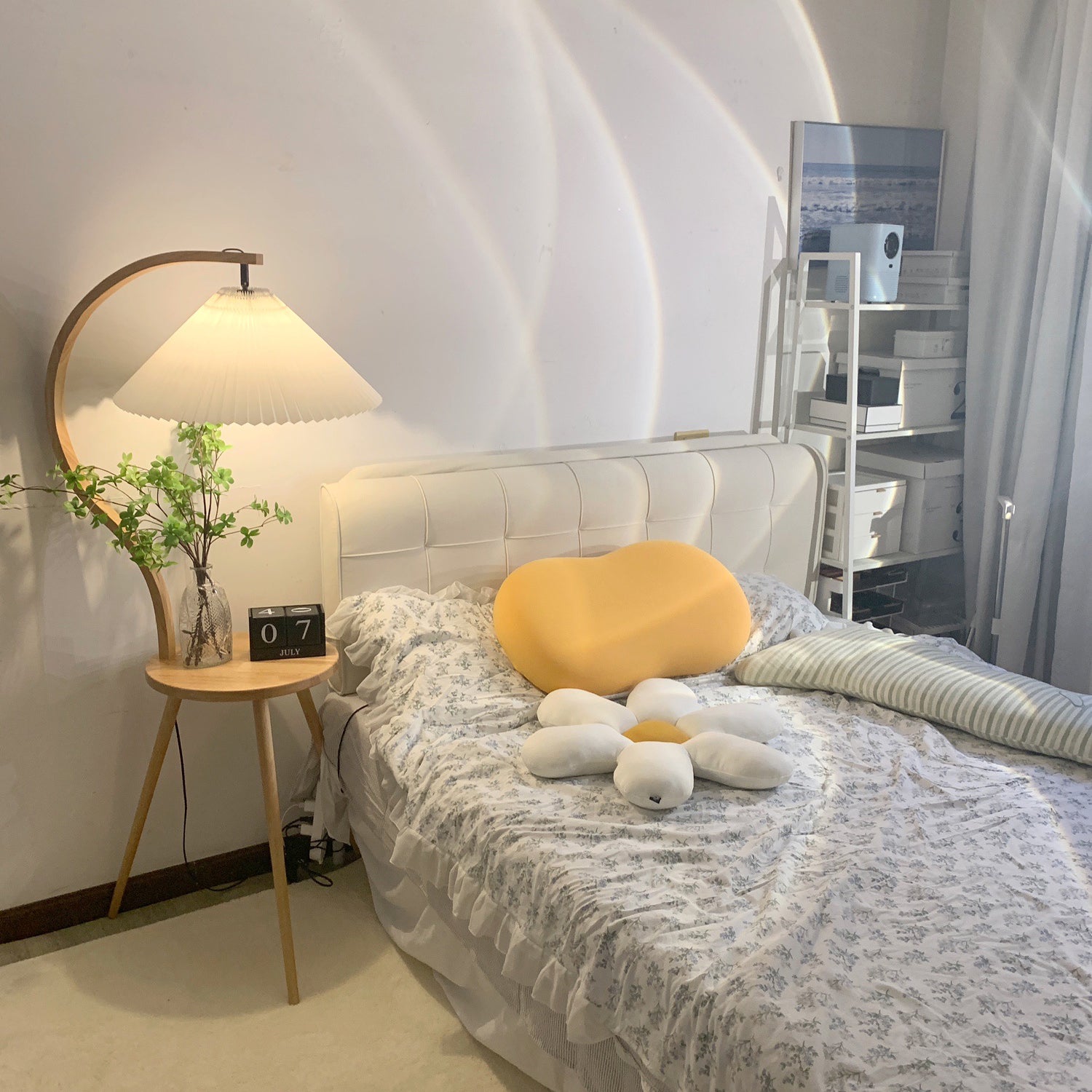 Caprani Tray Floor Lamp - Lumpaz