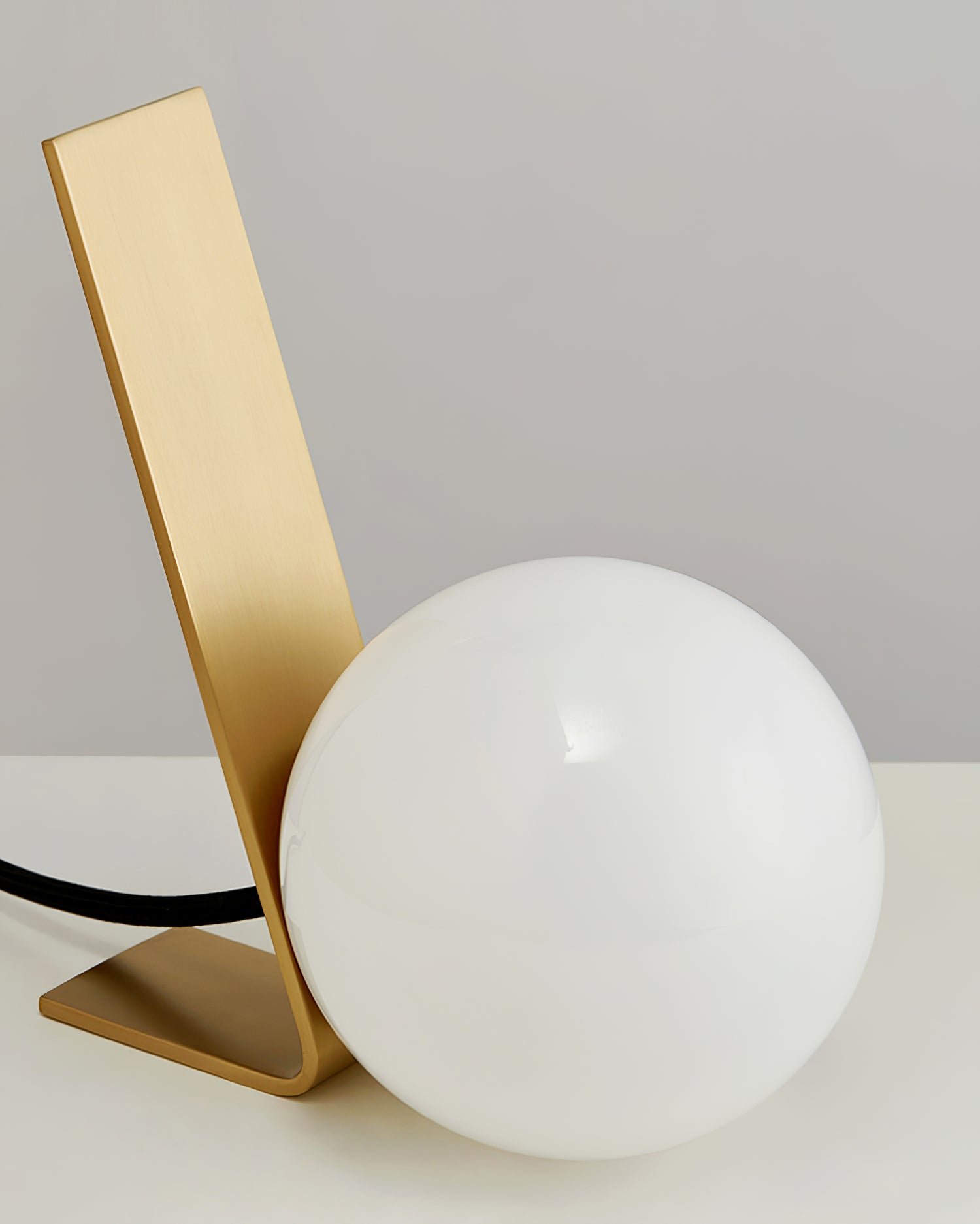 Daphne Table Lamp - Lumpaz