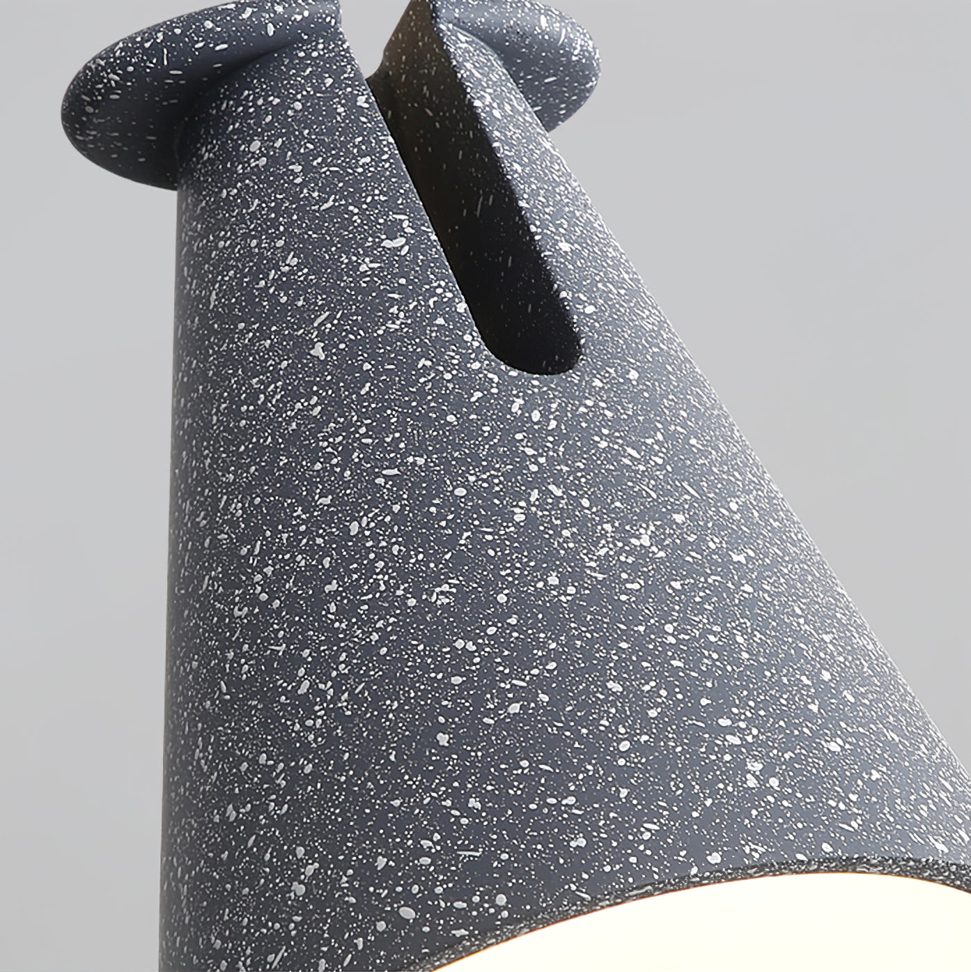 Kettle Resin Pendant Lamp - Lumpaz