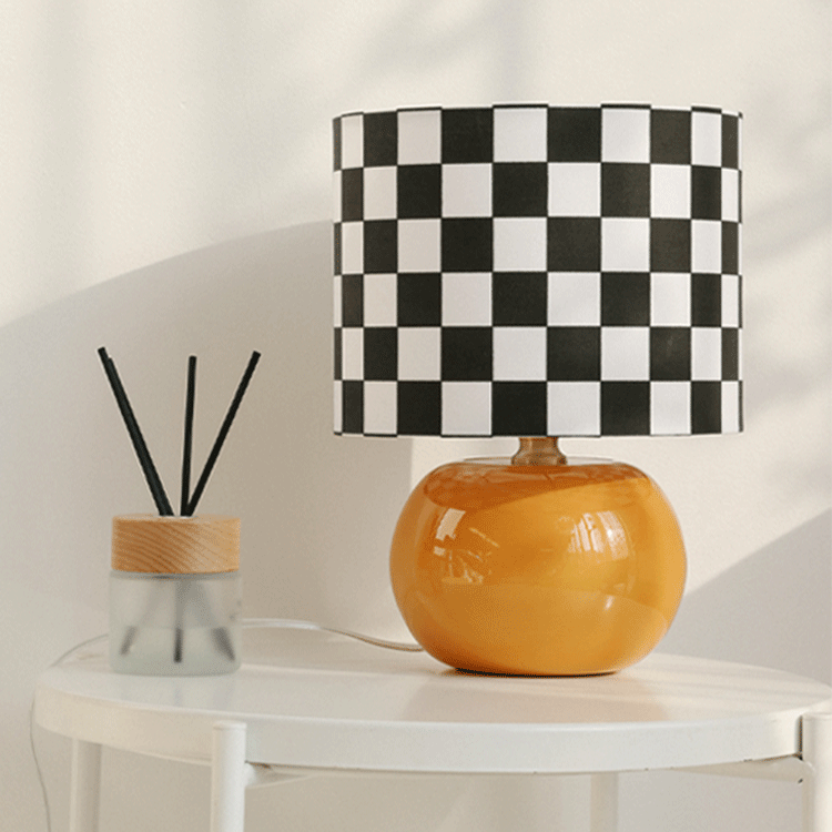 Checkerboard Table Lamp - Lumpaz