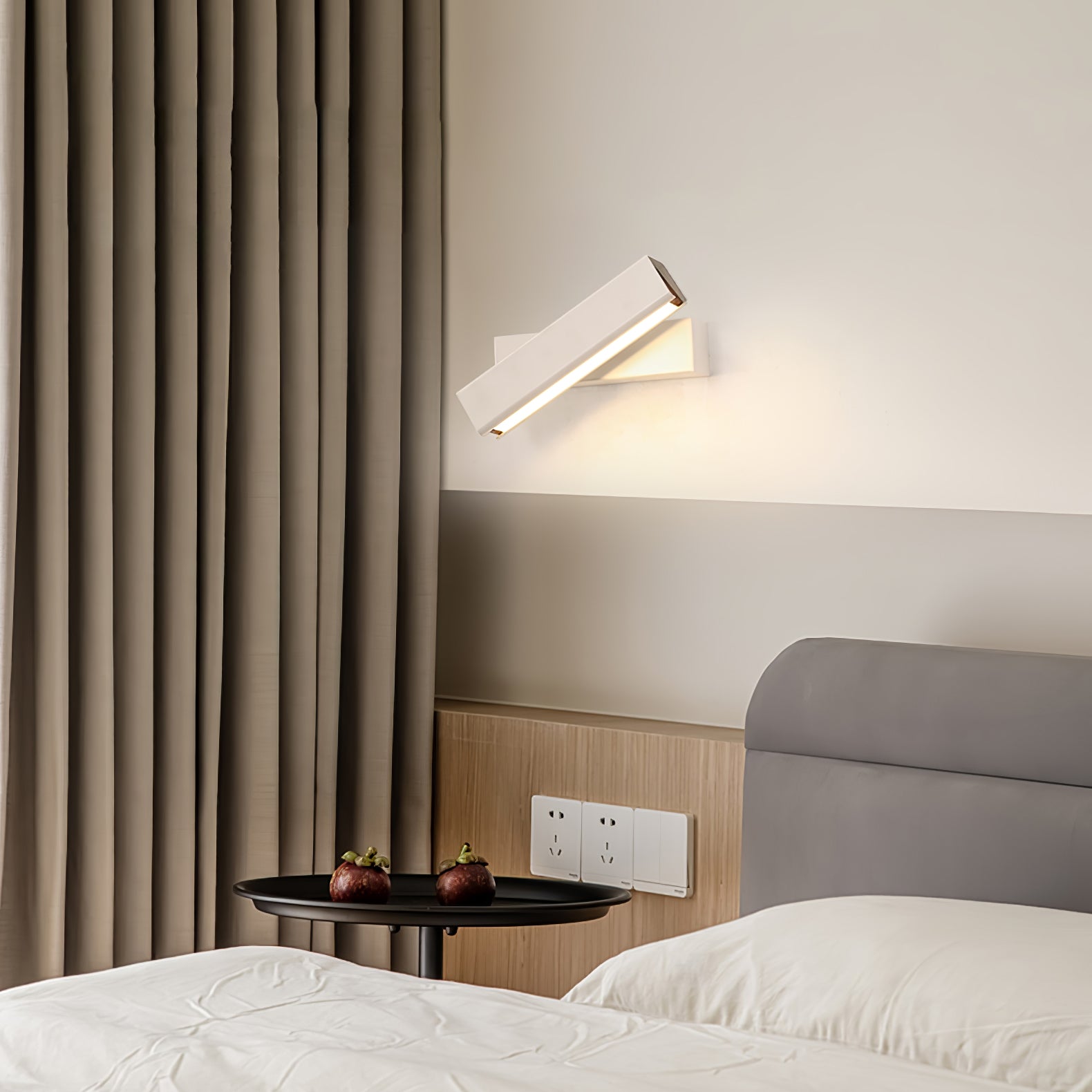 Clasp Wall Lamp - Lumpaz