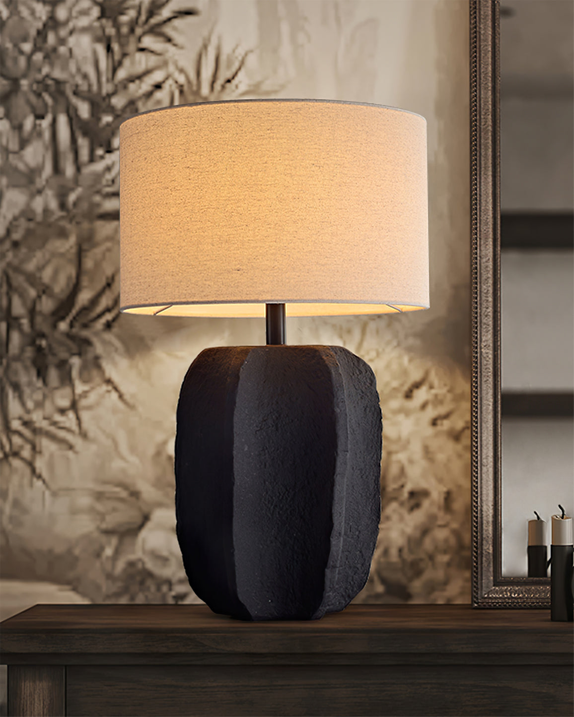 Torso Table Lamp - Lumpaz