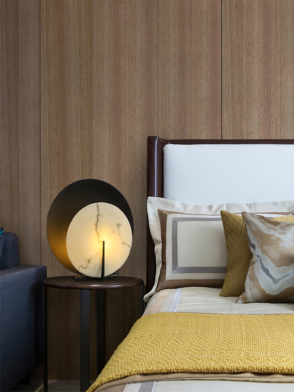Corbett Asteria Table Lamp - Lumpaz