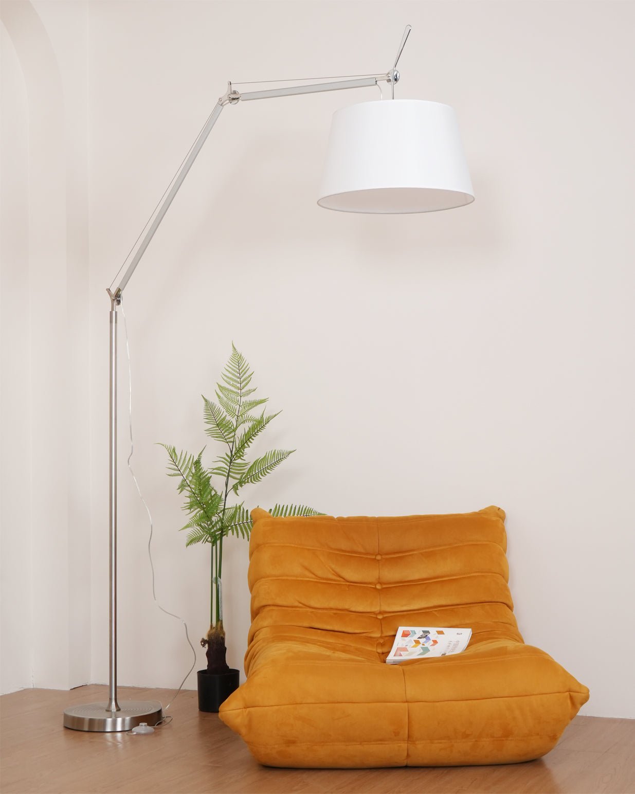 Modern Classic Floor Lamp - Lumpaz