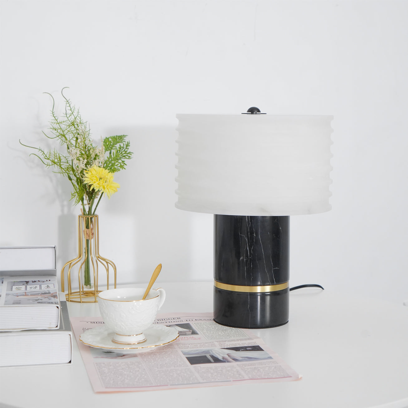 Outela Table Lamp - Lumpaz