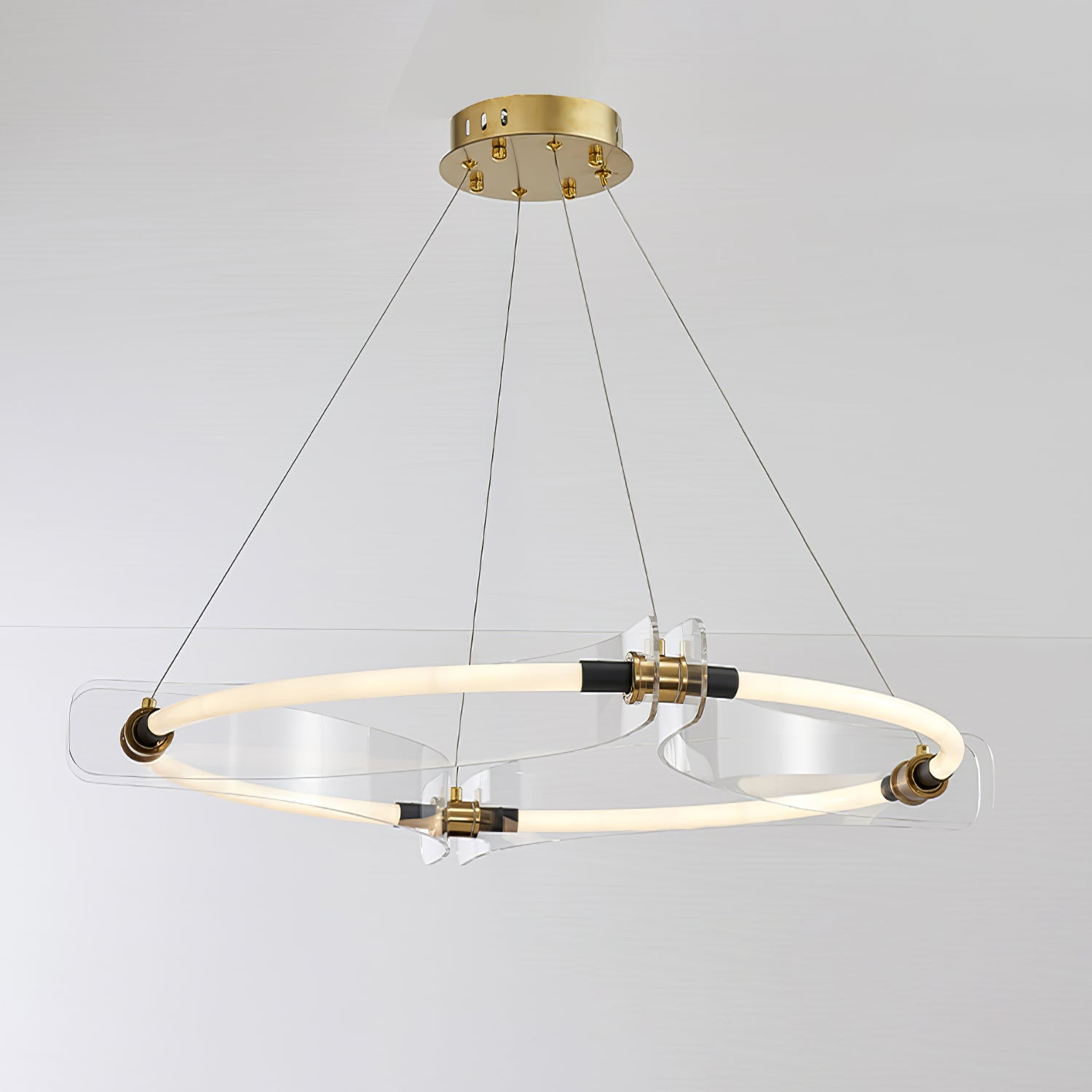 Four Acrylics Round Chandelier - Lumpaz