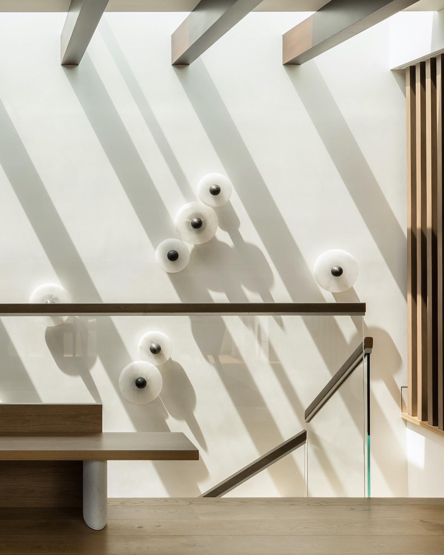 Round Alabaster Combination Wall Lamp - Lumpaz