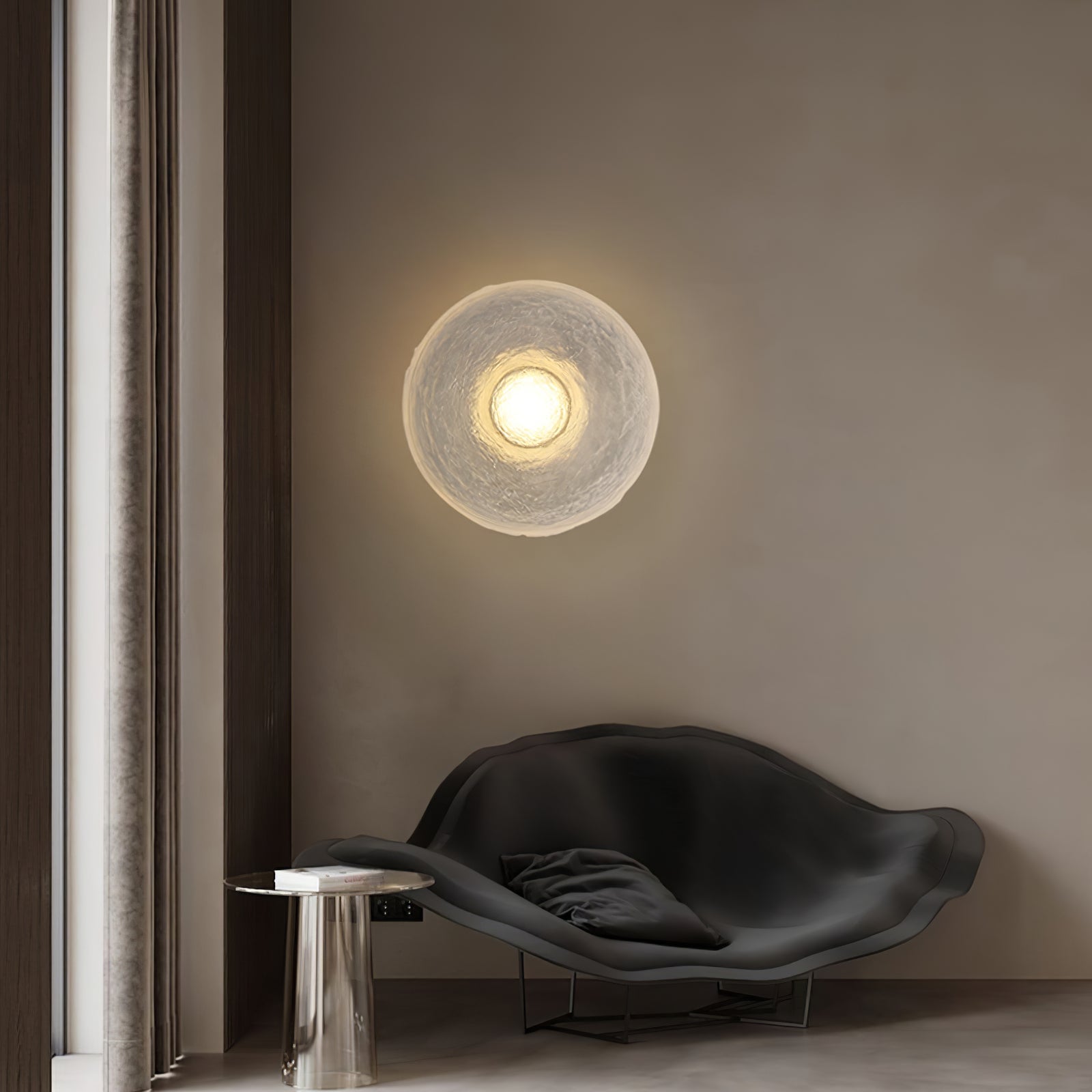 Eclipse Resin Wall Lamp - Lumpaz