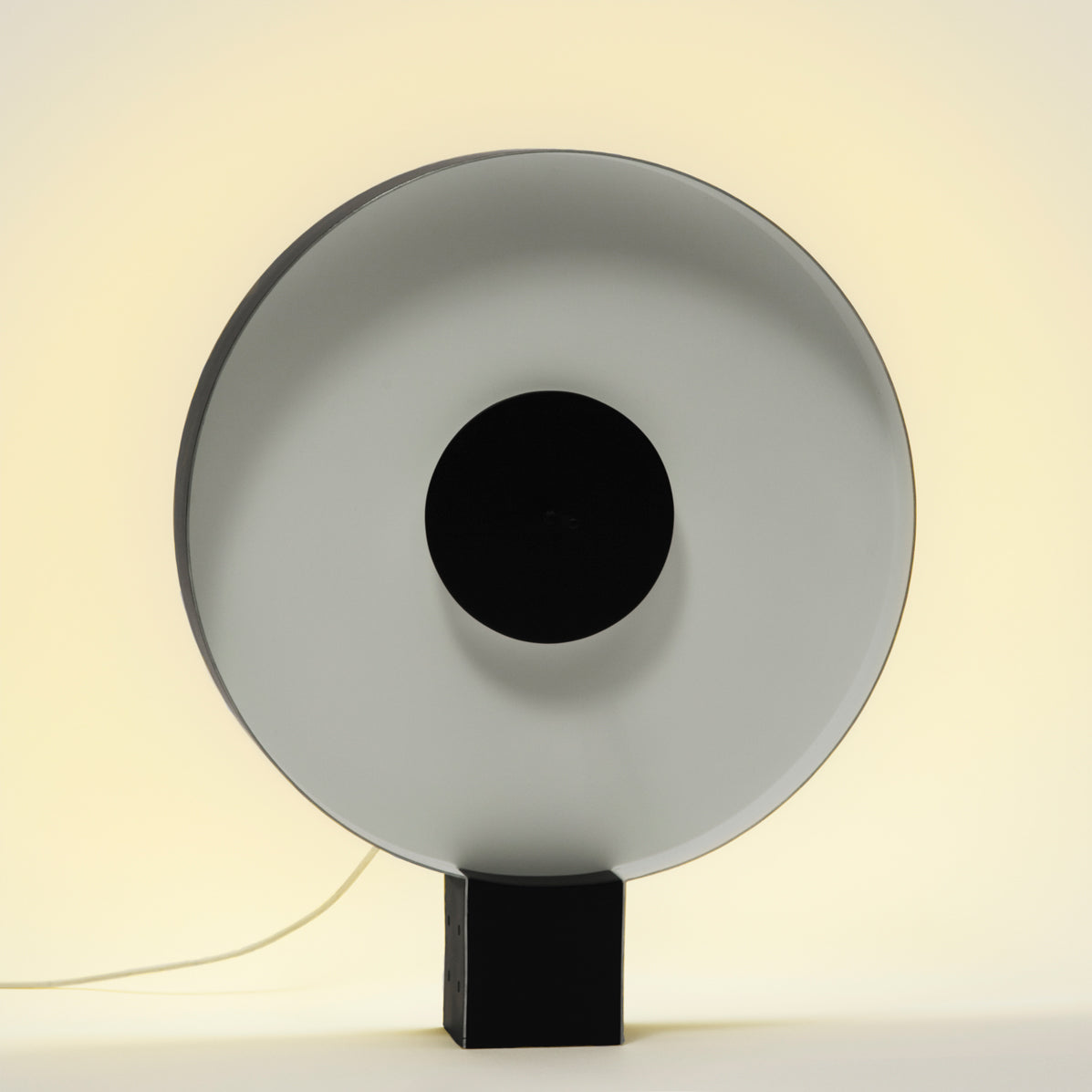 Round Flying Saucer Table Lamp - Lumpaz