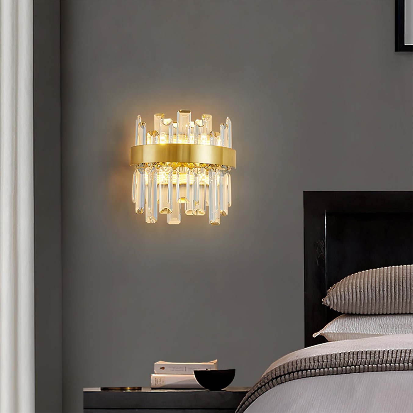 Crystal Statement Wall Lamp - Lumpaz