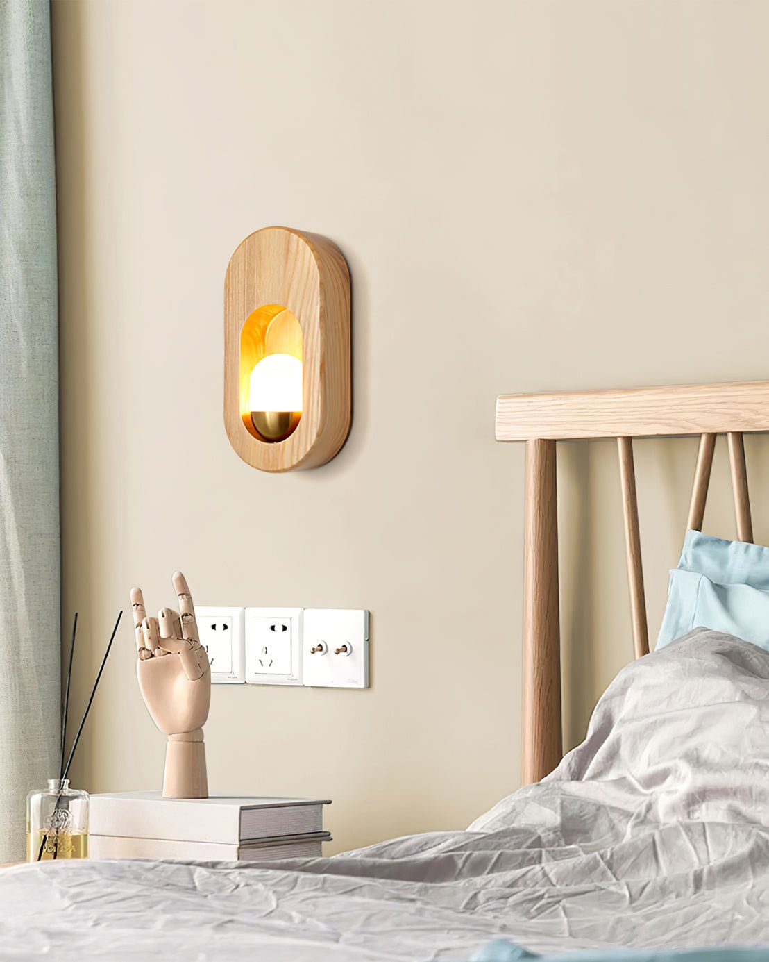 Egg Chaymae Wall Lamp - Lumpaz