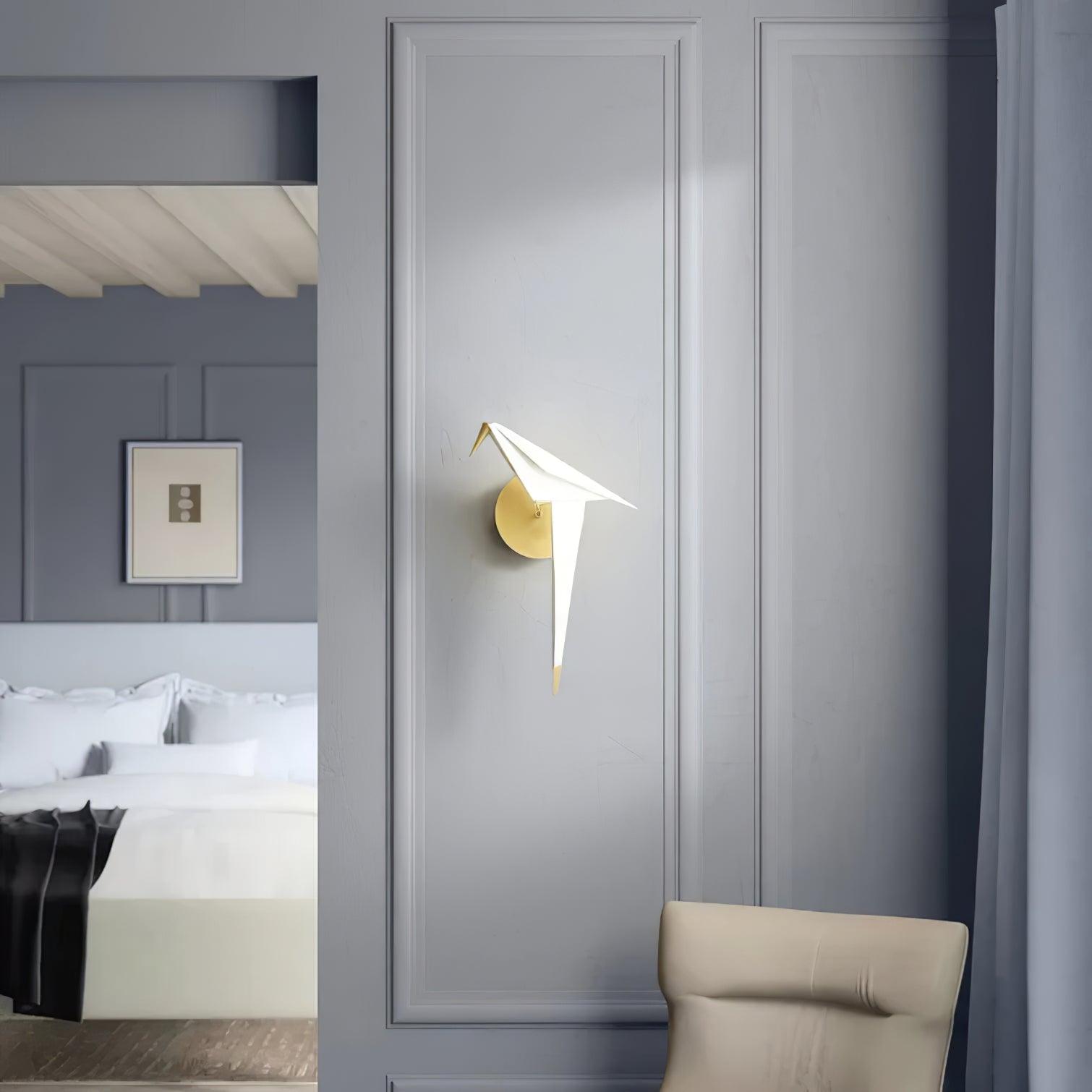 Perching Bird Wall Lamp - Lumpaz