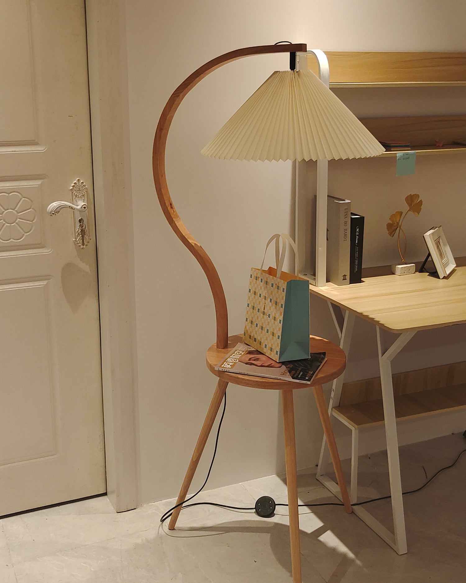 Caprani Tray Floor Lamp - Lumpaz
