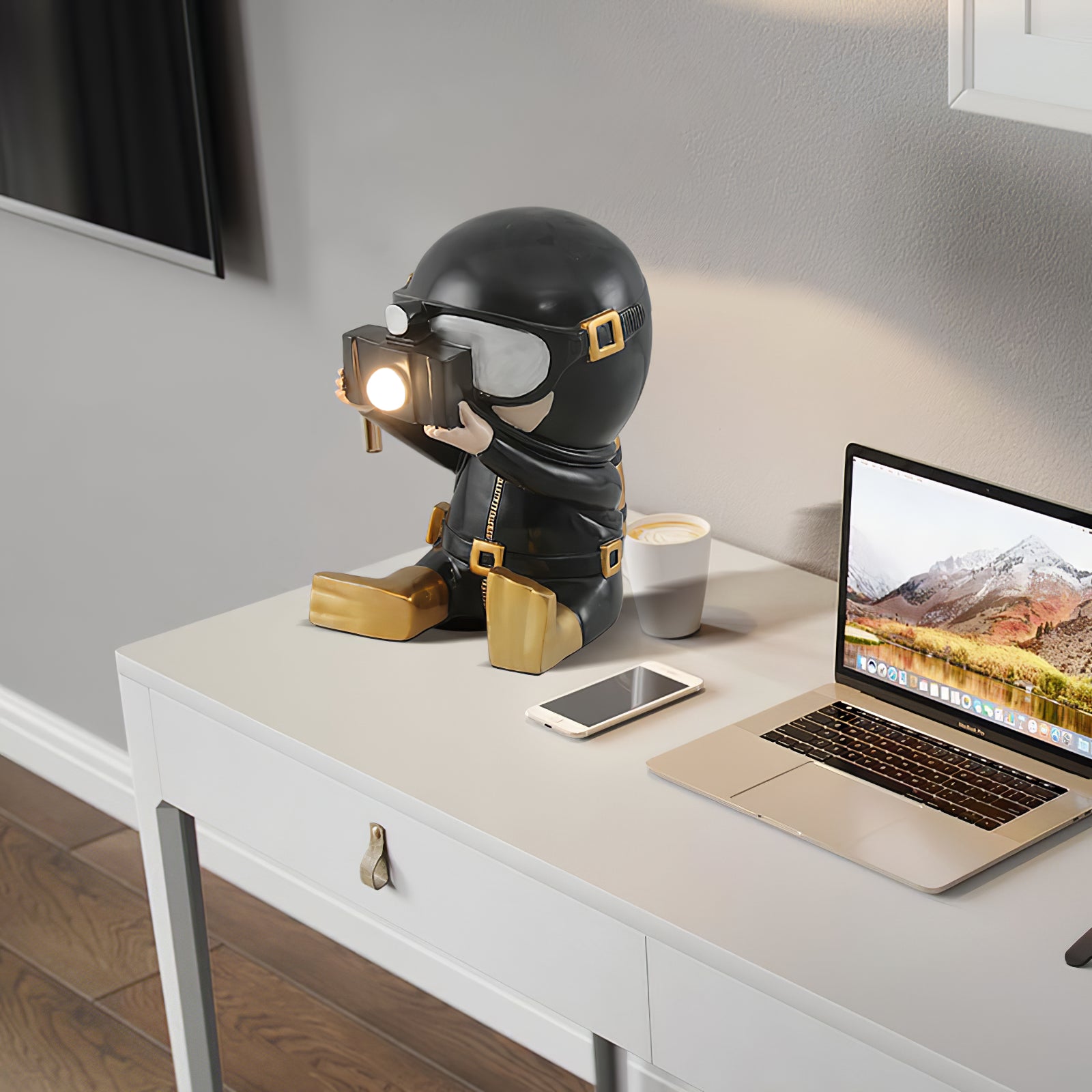 Diver Table Lamp - Lumpaz