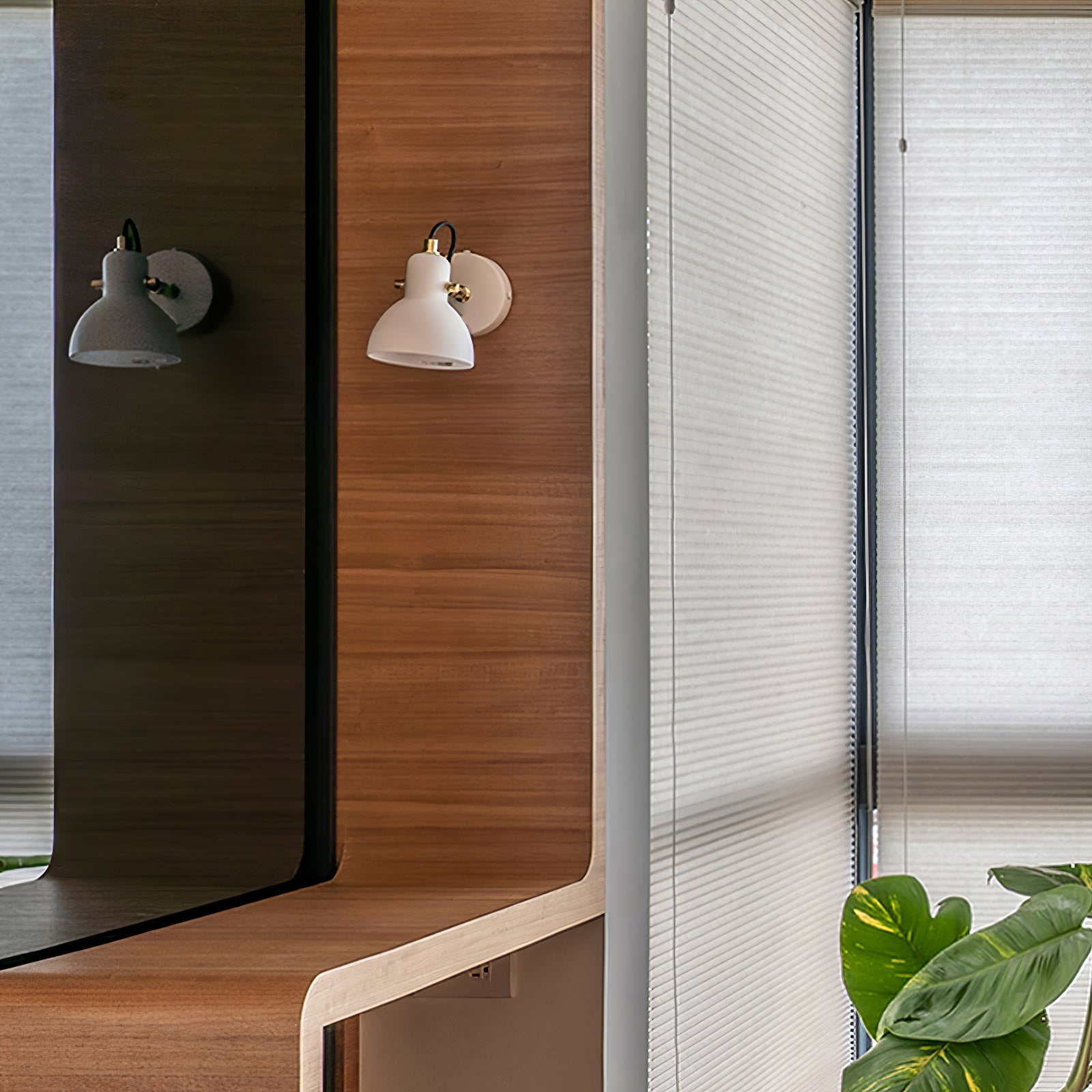 Daniel Wall Lamp - Lumpaz