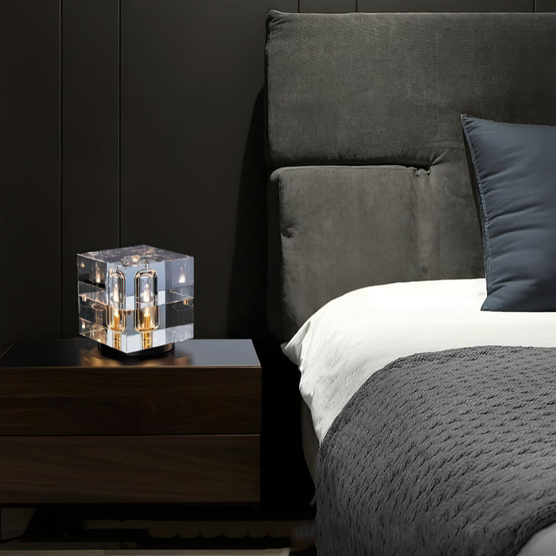 Glacon Table Lamp - Lumpaz