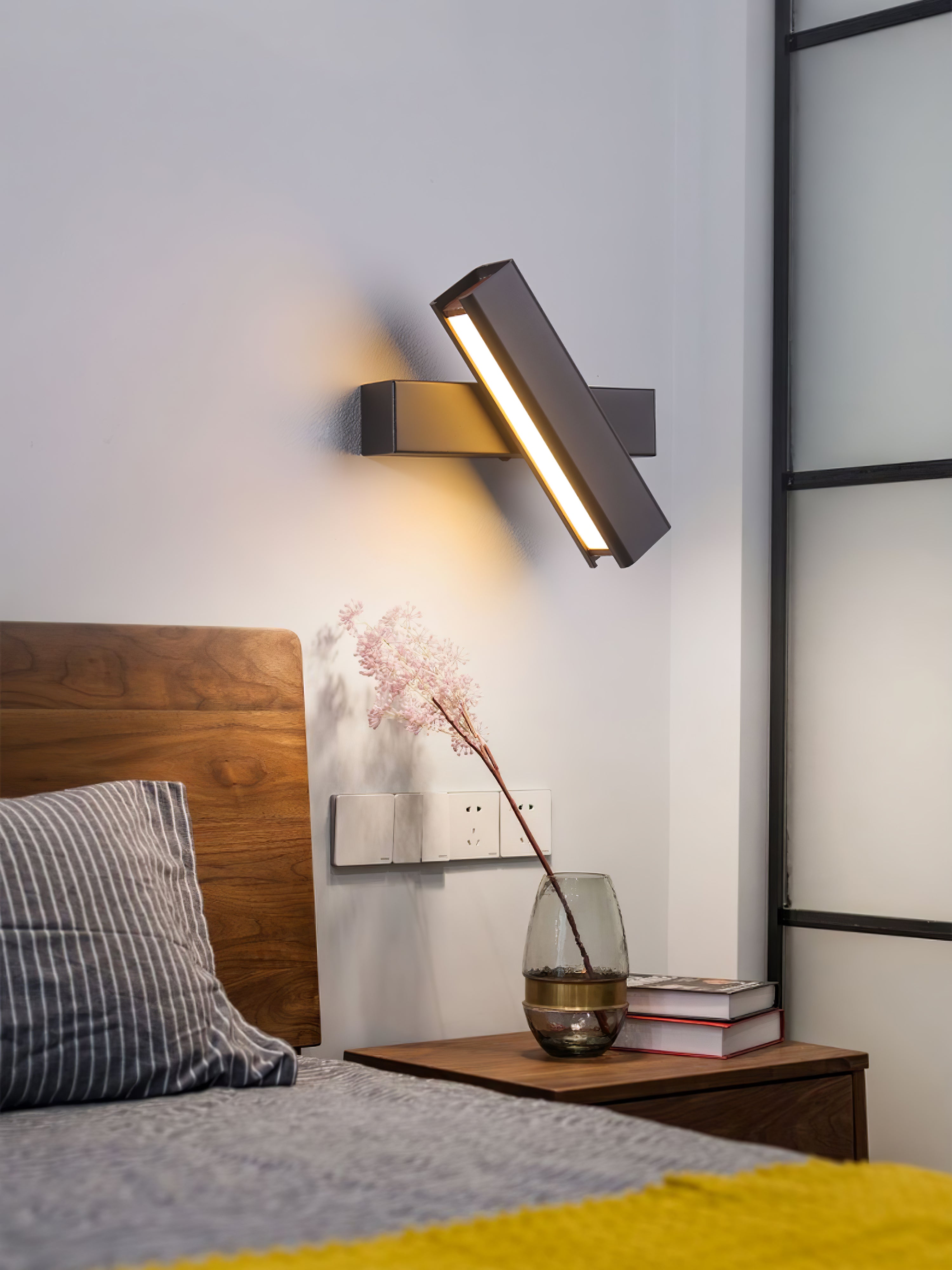 Clasp Wall Lamp - Lumpaz