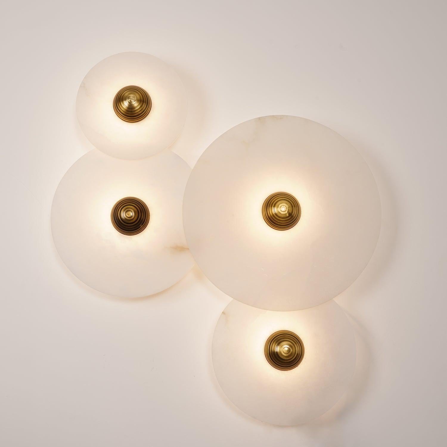 Round Alabaster Wall Lamp - Lumpaz