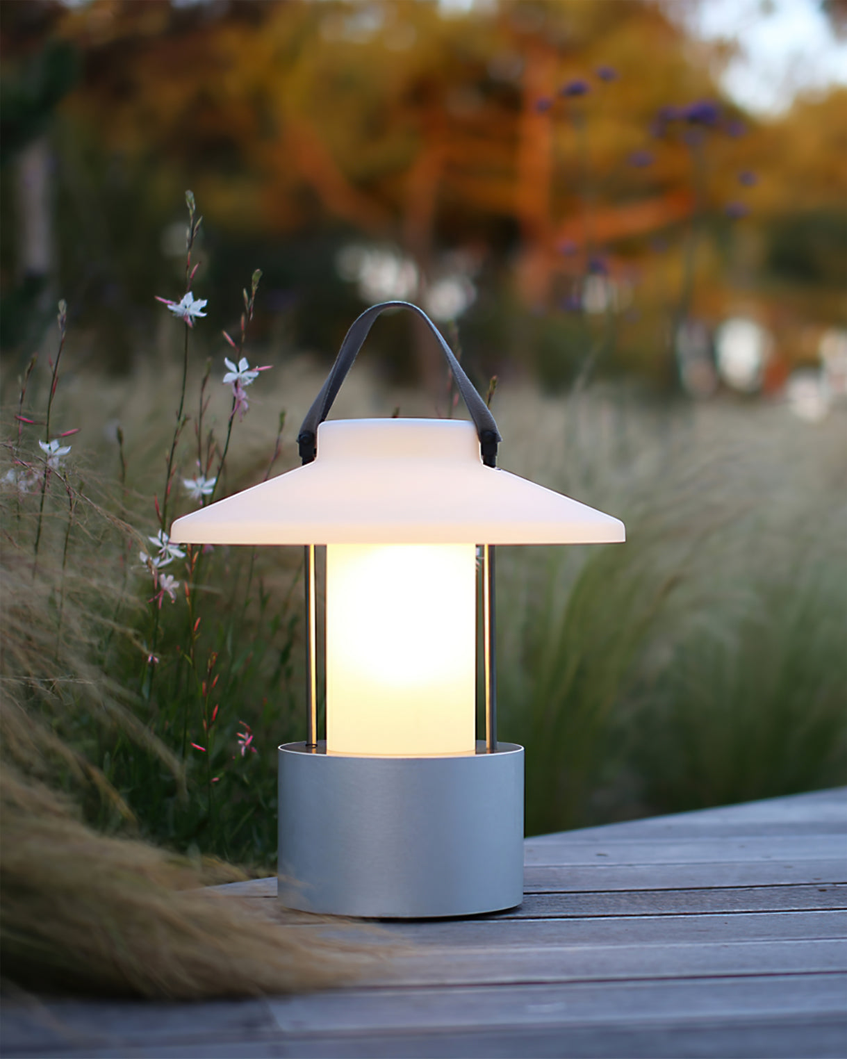 Claro Outdoor Built-in Battery Table Lamp - Lumpaz