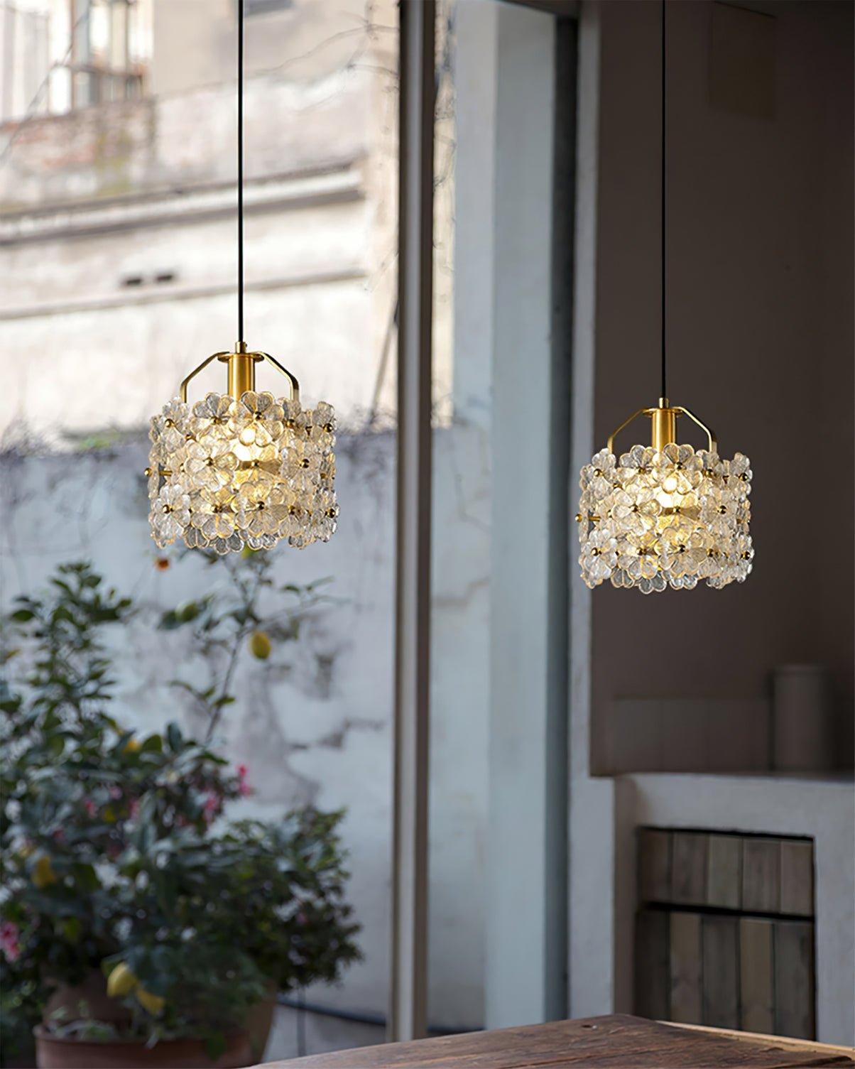 Petit Floral Glass Pendant Lamp - Lumpaz